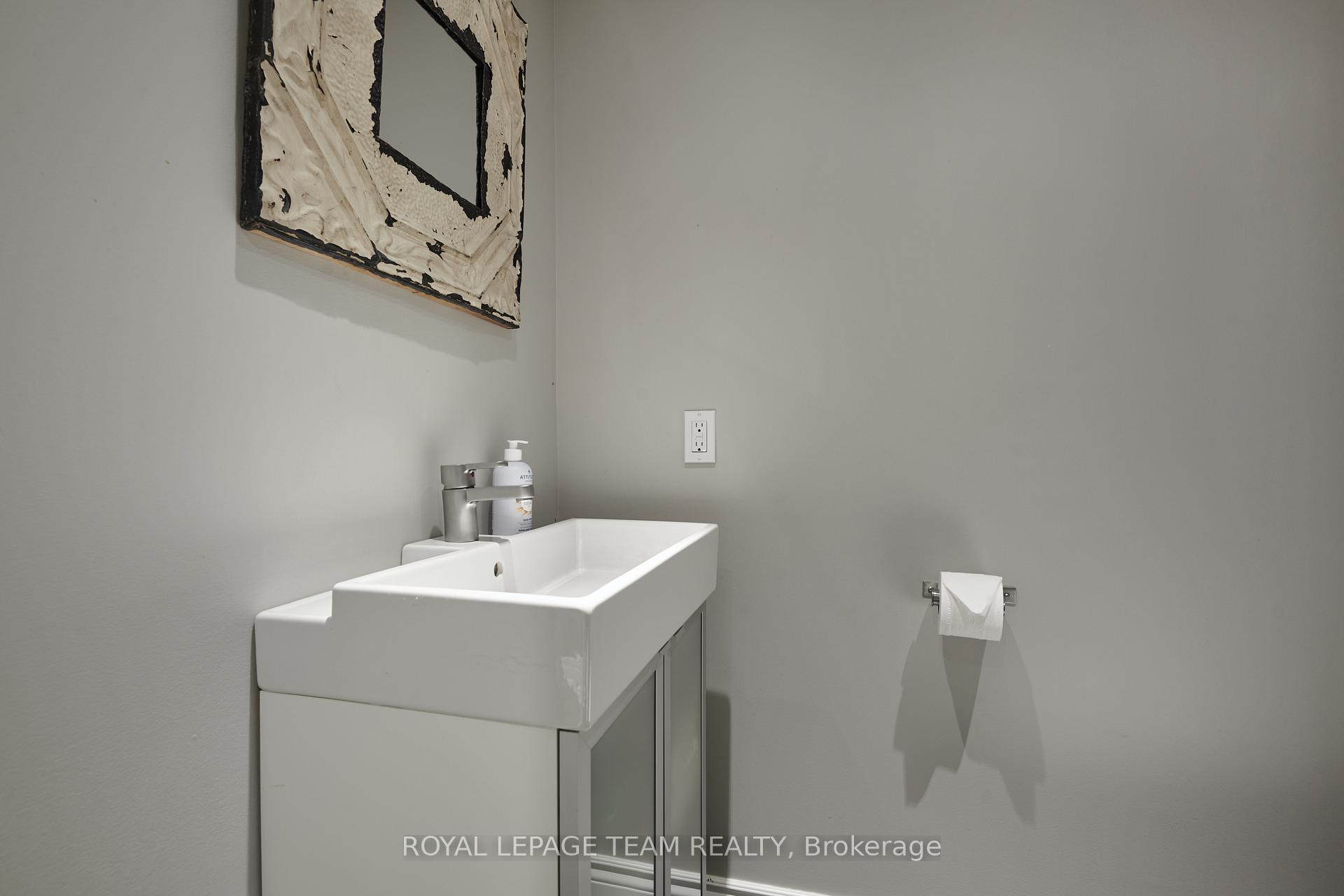 Photo 35 of 41 Fairmont Avenue, Ottawa, Hintonburg — HOMEH