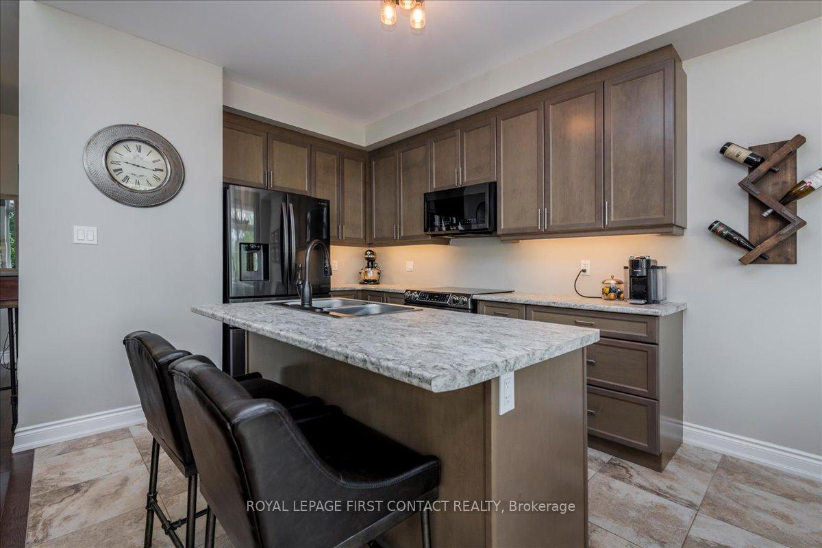 Photo 8 of 8 Nautical Lane, Wasaga Beach — HOMEH
