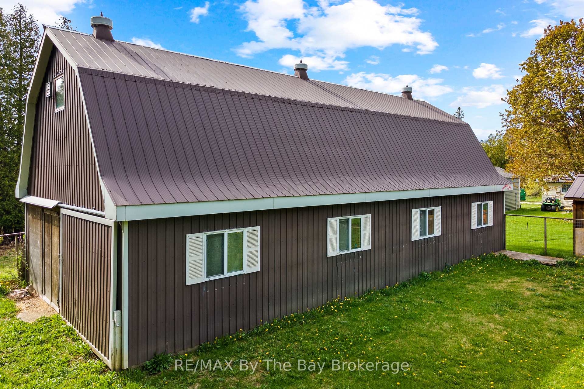 Photo 6 of 314936 6 Highway, West Grey — HOMEH