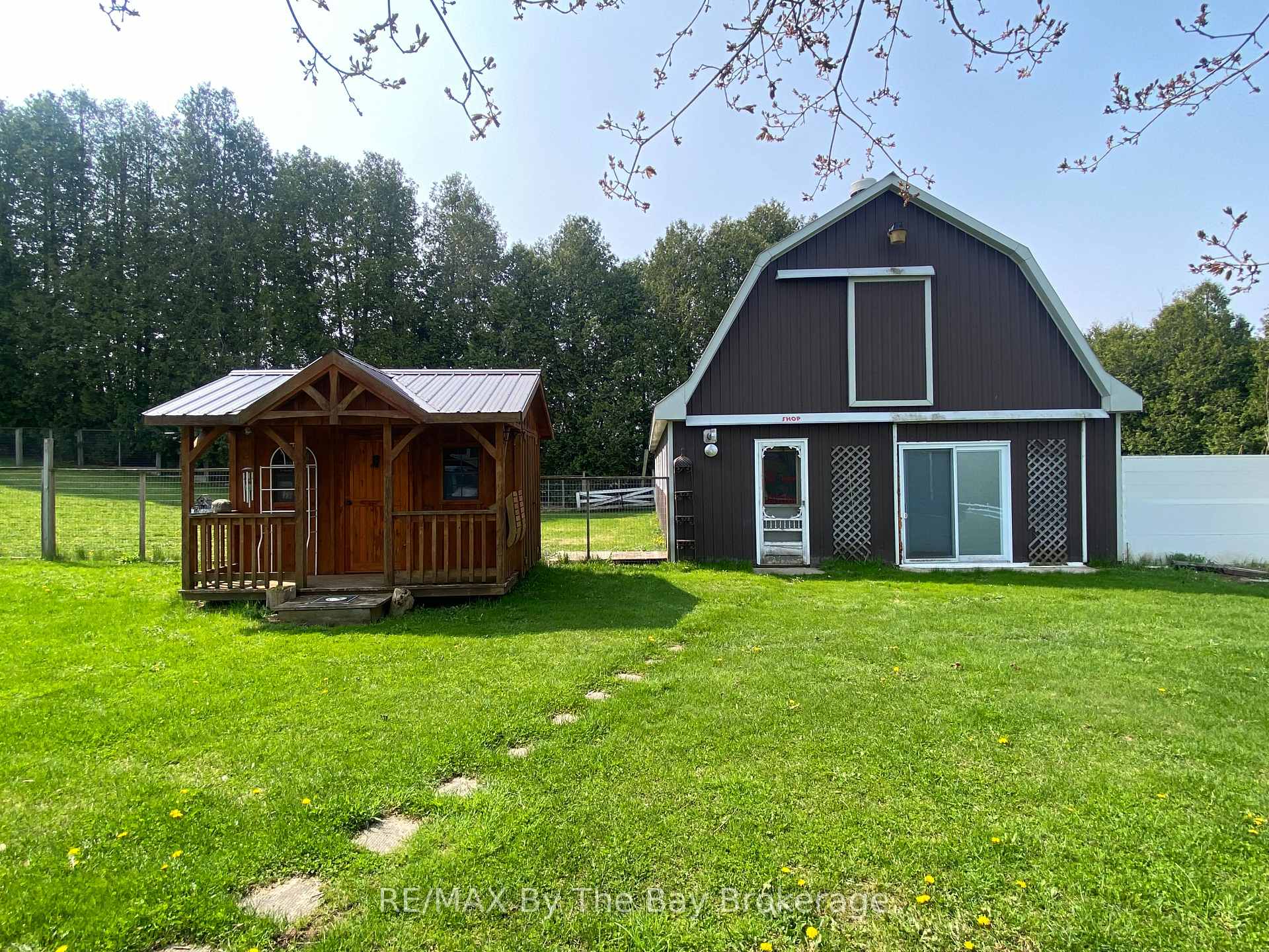 Photo 15 of 314936 6 Highway, West Grey — HOMEH