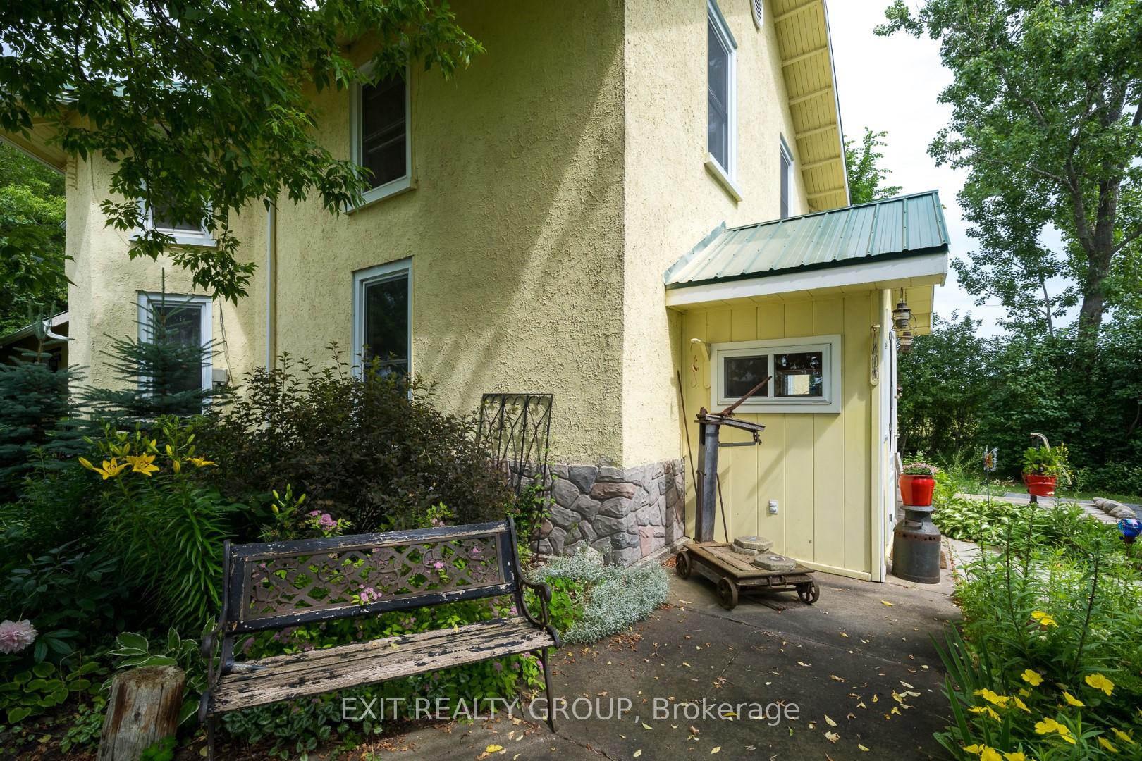 Photo 2 of 587 Marlbank Road, Tweed, Hungerford (Twp) — HOMEH