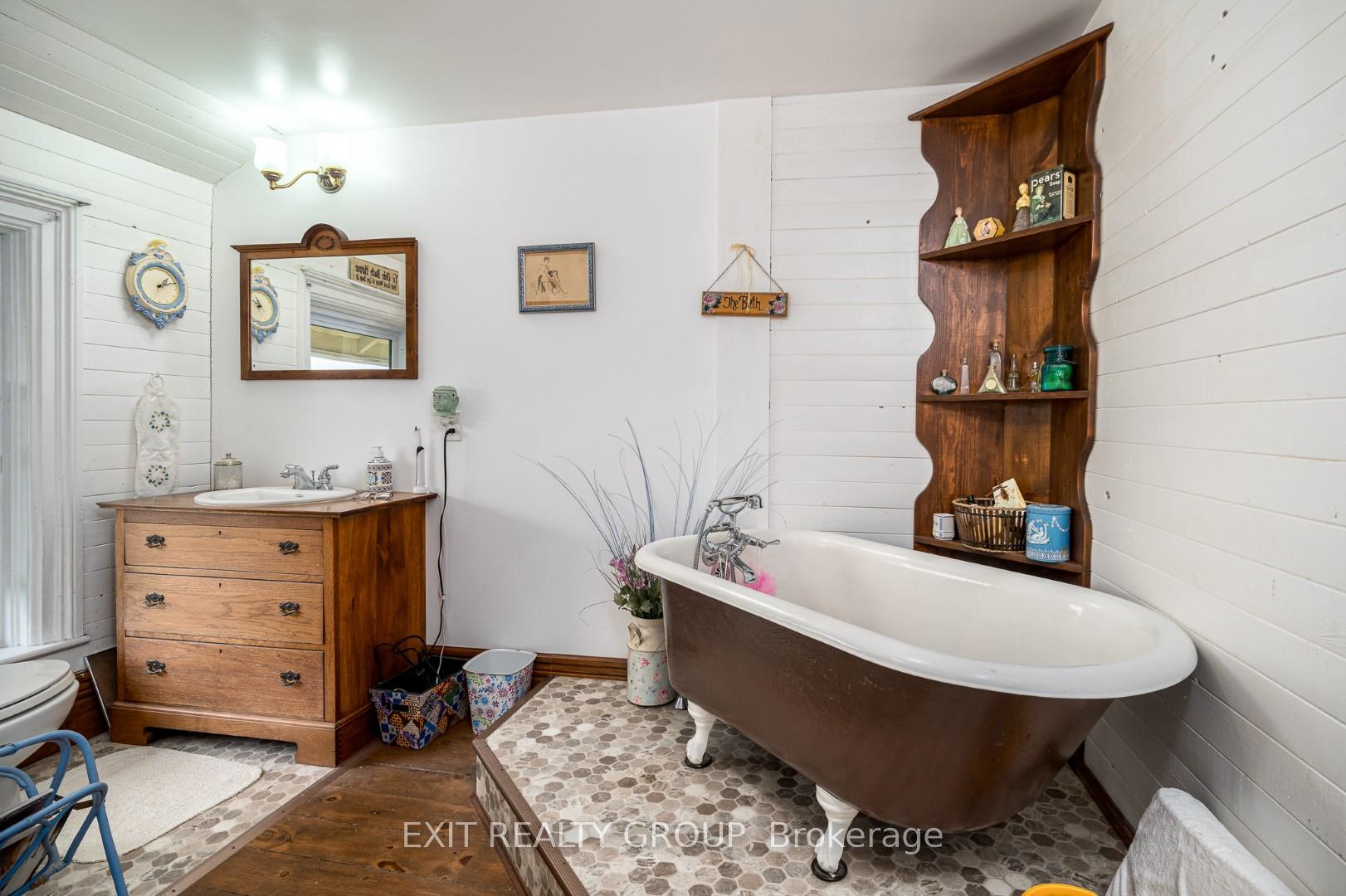 Photo 24 of 587 Marlbank Road, Tweed, Hungerford (Twp) — HOMEH