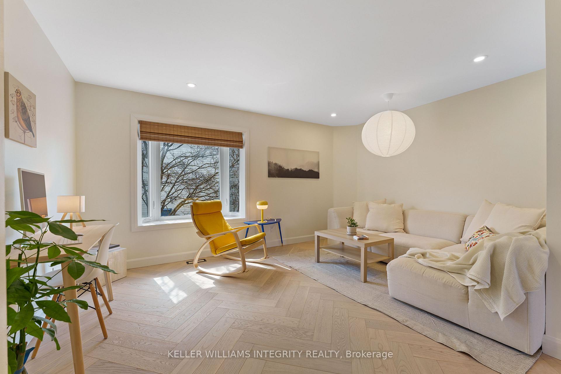 Photo 2 of 28 Hintonburg Place, Ottawa, Hintonburg — HOMEH
