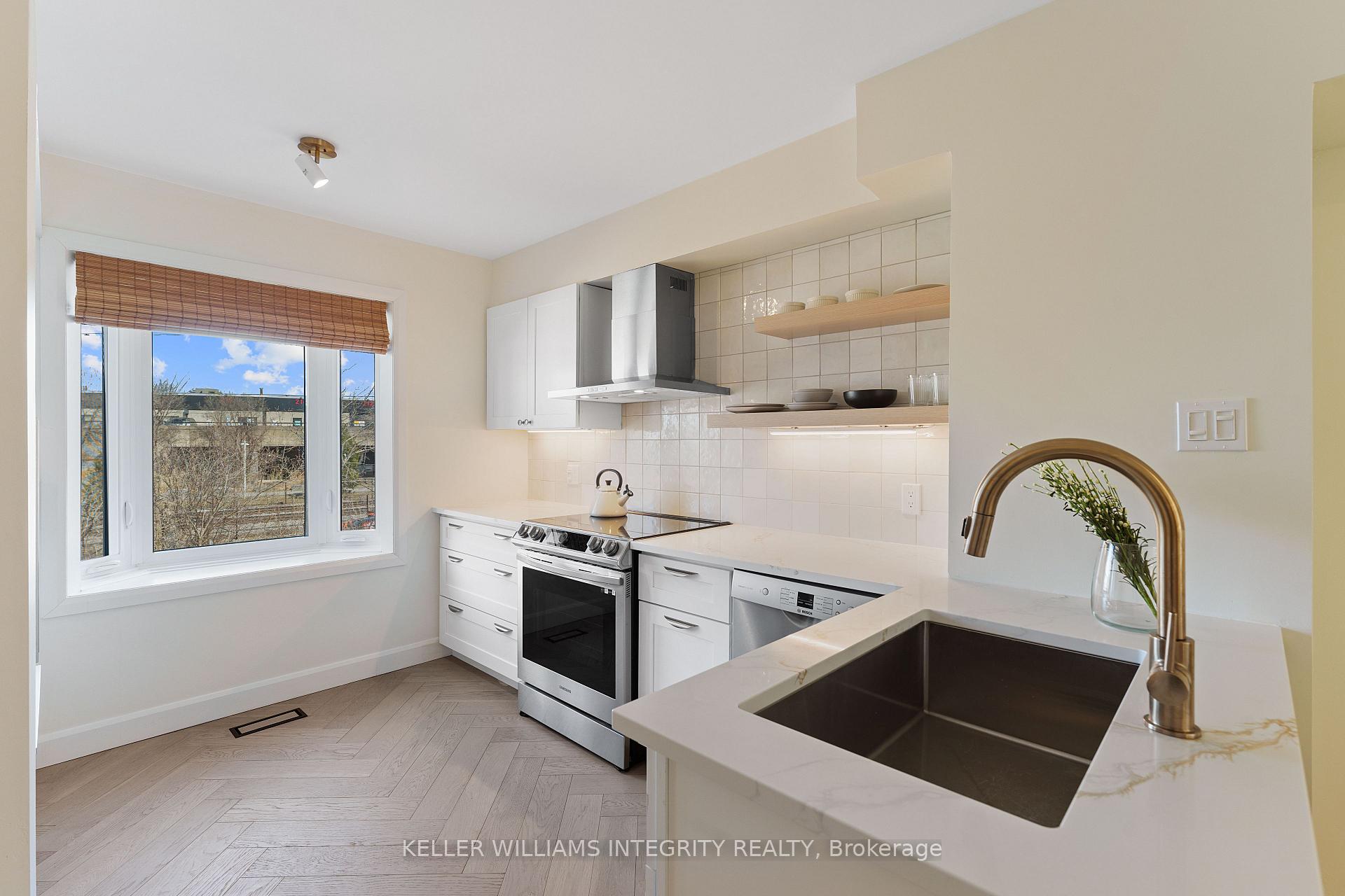 Photo 6 of 28 Hintonburg Place, Ottawa, Hintonburg — HOMEH