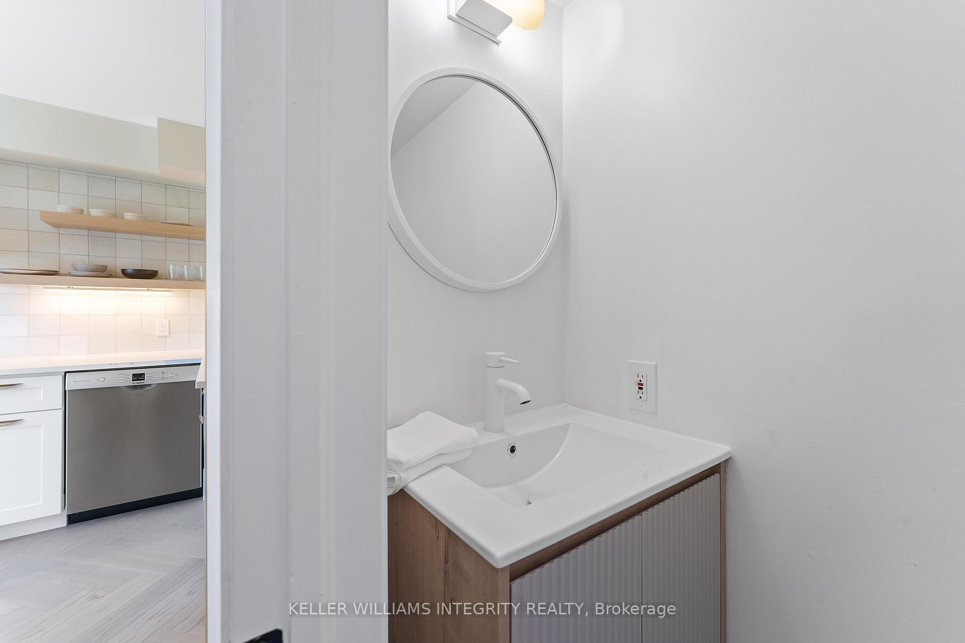 Photo 10 of 28 Hintonburg Place, Ottawa, Hintonburg — HOMEH