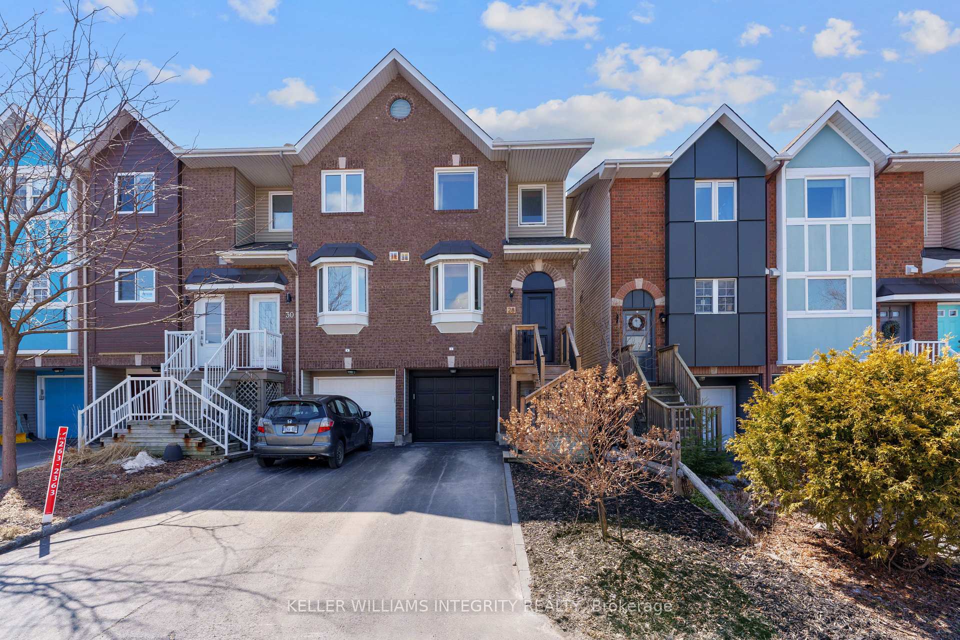 Photo 21 of 28 Hintonburg Place, Ottawa, Hintonburg — HOMEH