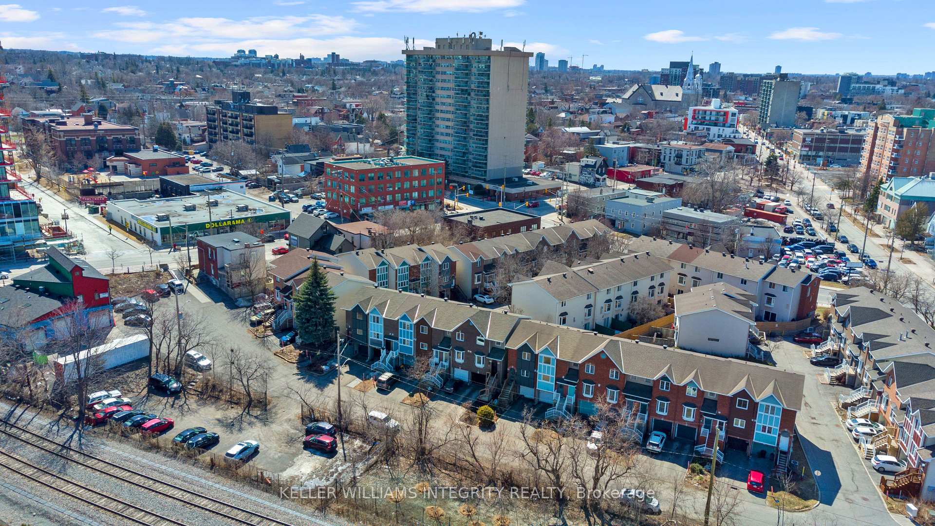 Photo 22 of 28 Hintonburg Place, Ottawa, Hintonburg — HOMEH