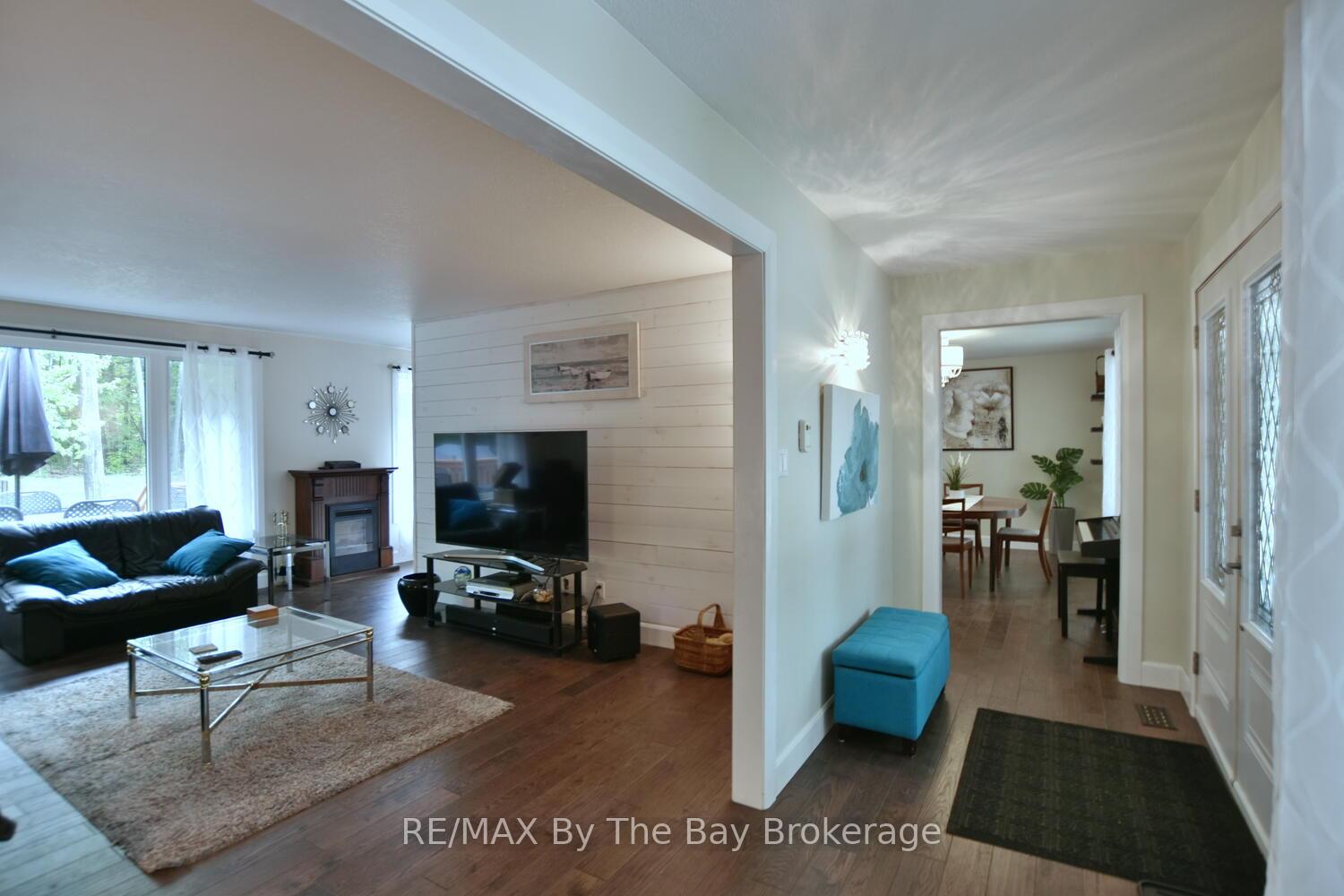 Photo 18 of 185 Oxbow Park Drive, Wasaga Beach — HOMEH