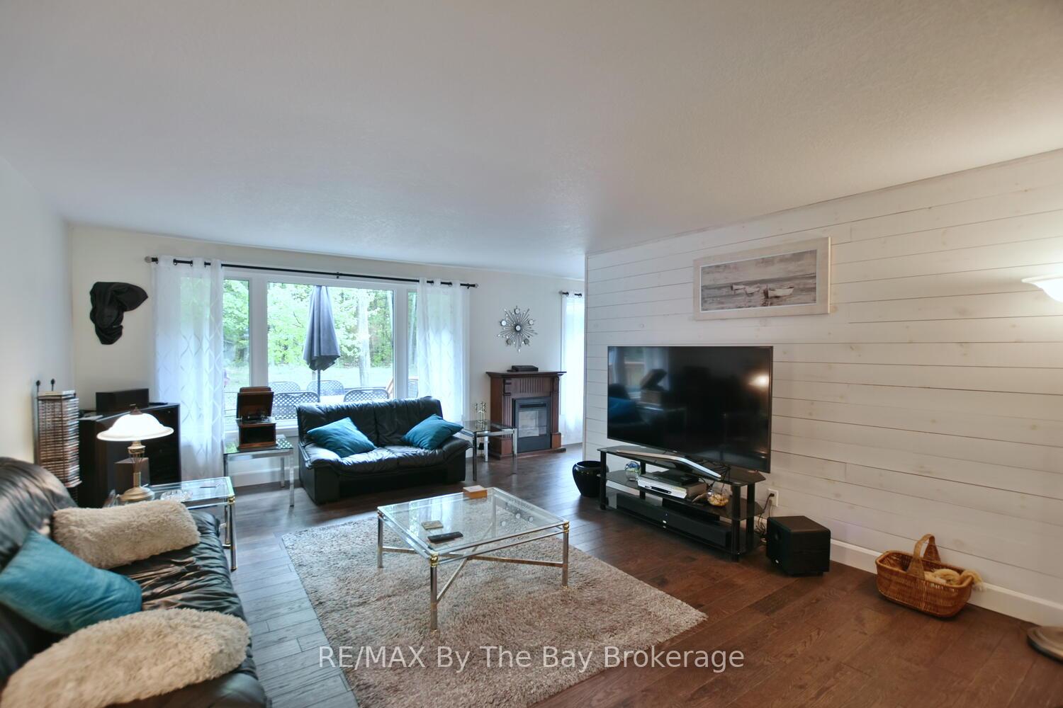 Photo 19 of 185 Oxbow Park Drive, Wasaga Beach — HOMEH