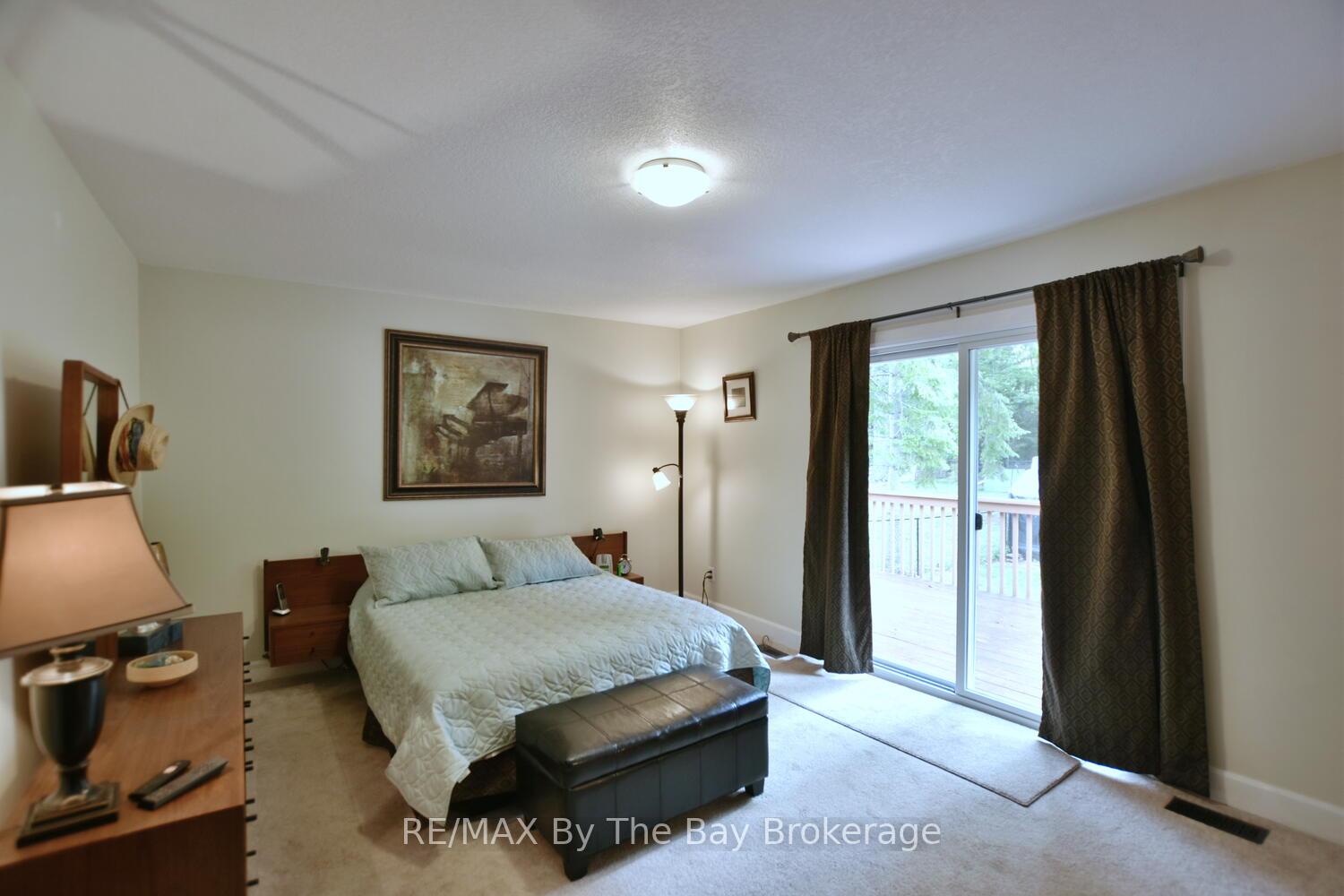 Photo 23 of 185 Oxbow Park Drive, Wasaga Beach — HOMEH