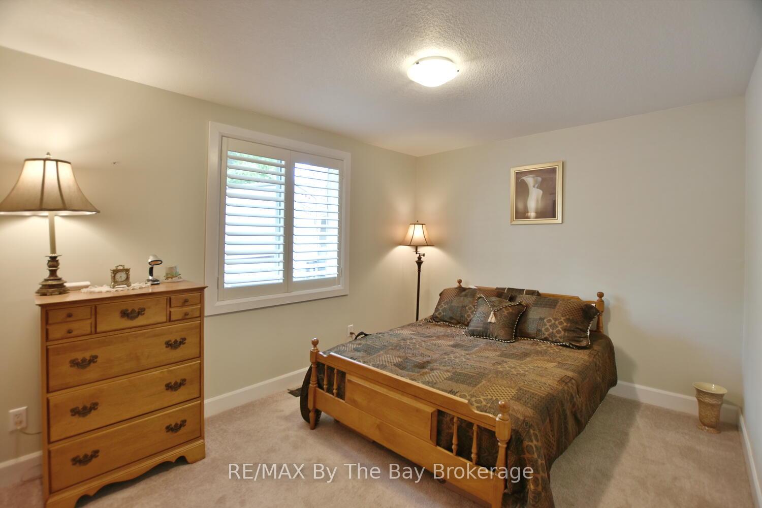 Photo 28 of 185 Oxbow Park Drive, Wasaga Beach — HOMEH