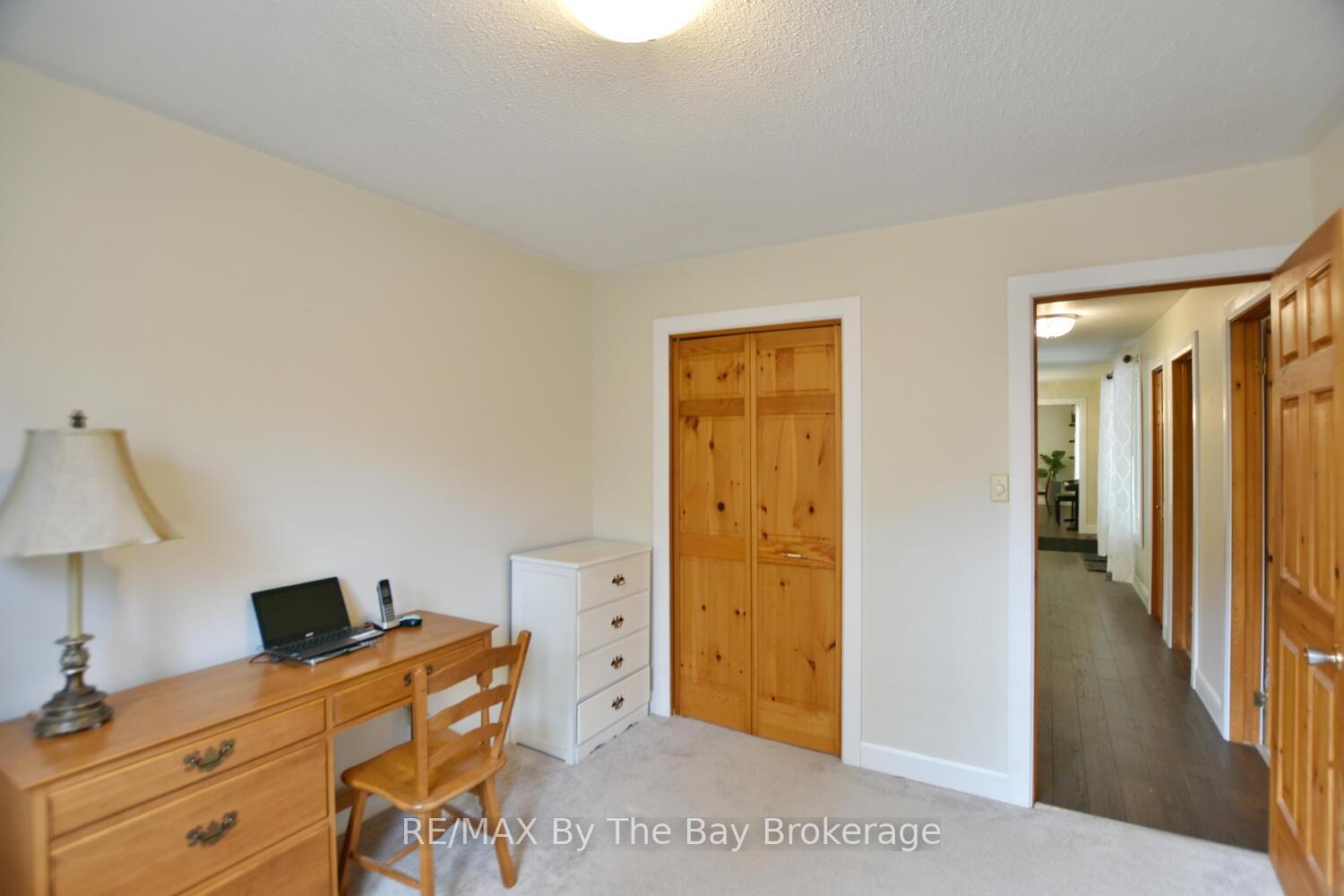 Photo 32 of 185 Oxbow Park Drive, Wasaga Beach — HOMEH