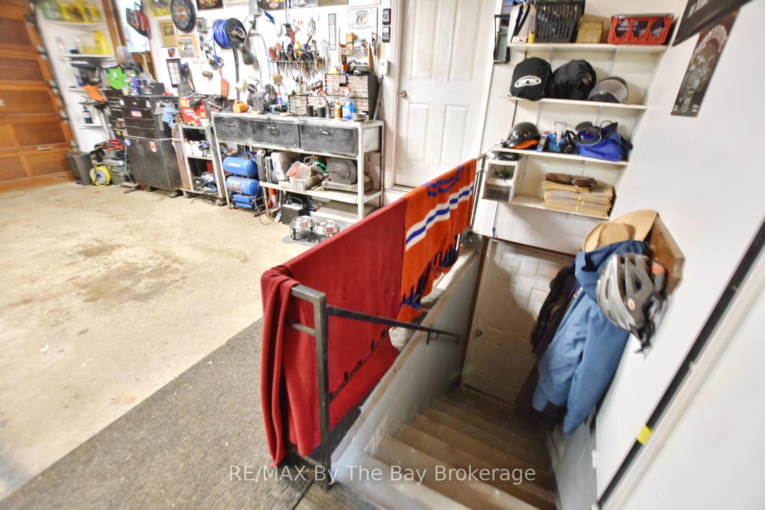 Photo 39 of 185 Oxbow Park Drive, Wasaga Beach — HOMEH