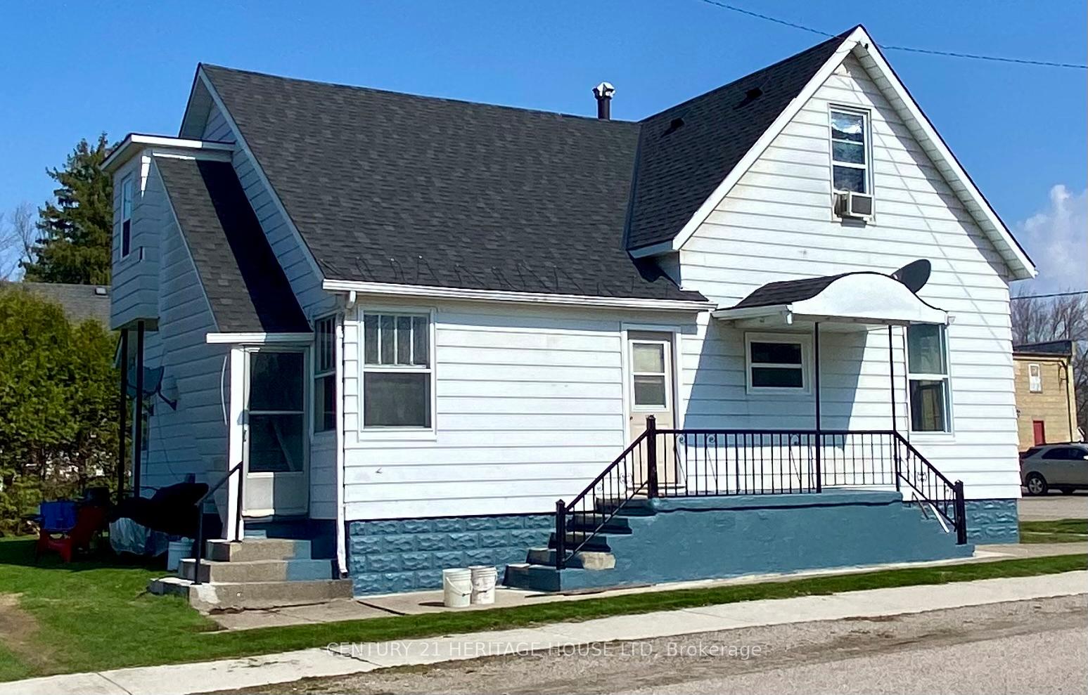 Photo 1 of 151 Elm Street, West Elgin, West Lorne — HOMEH