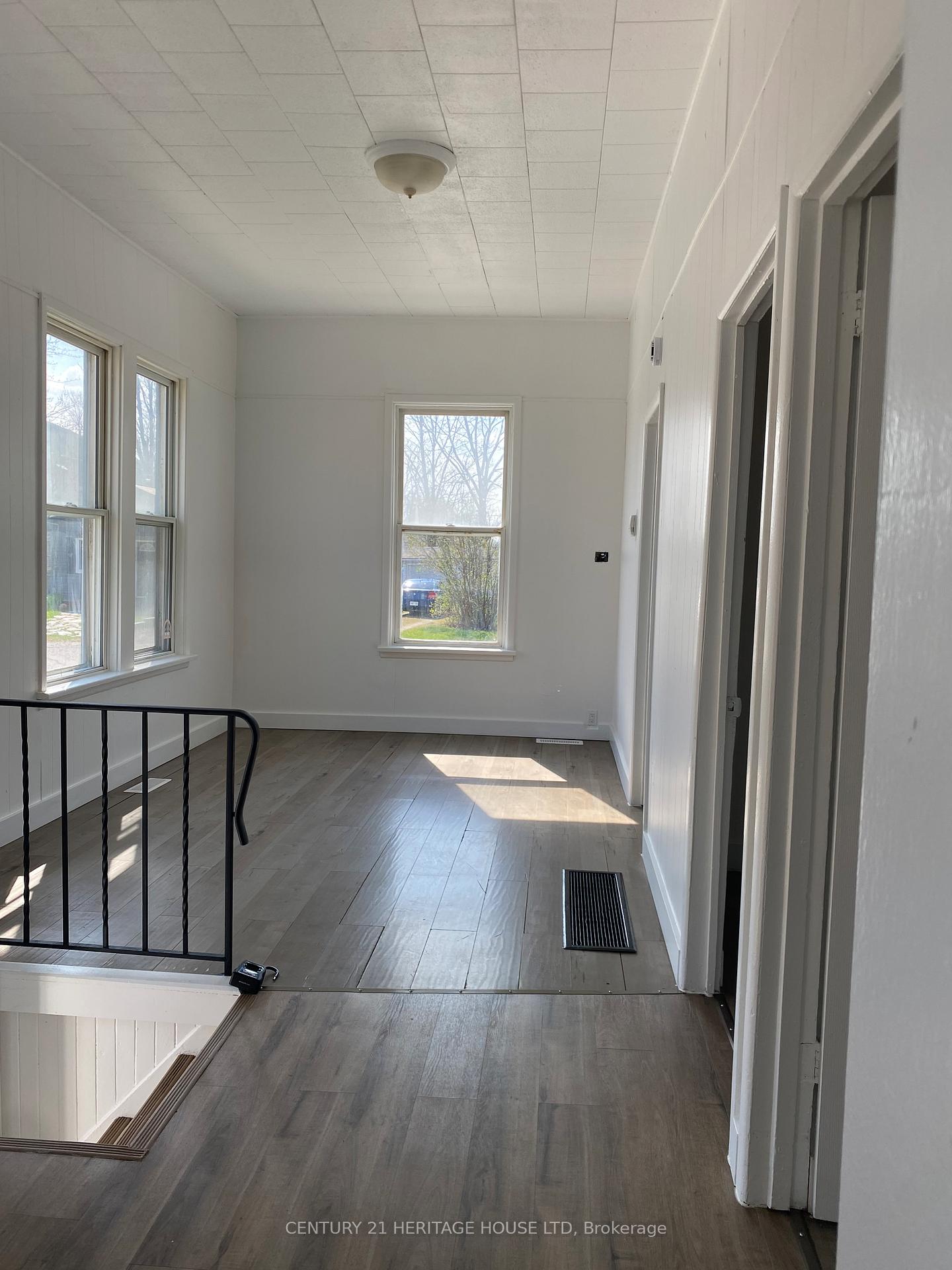 Photo 4 of 151 Elm Street, West Elgin, West Lorne — HOMEH
