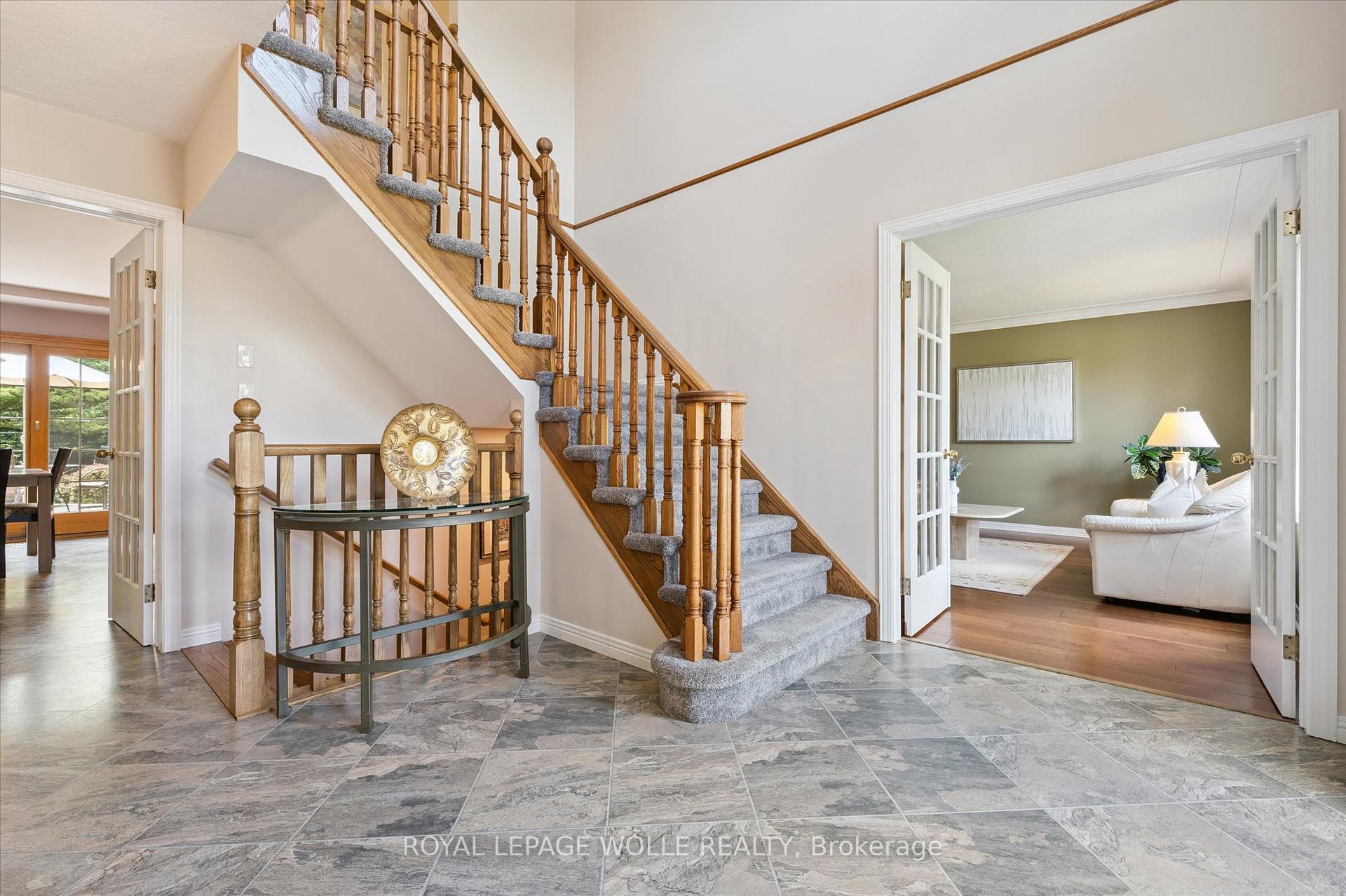 Photo 6 of 323 Amberwood Drive, Waterloo — HOMEH