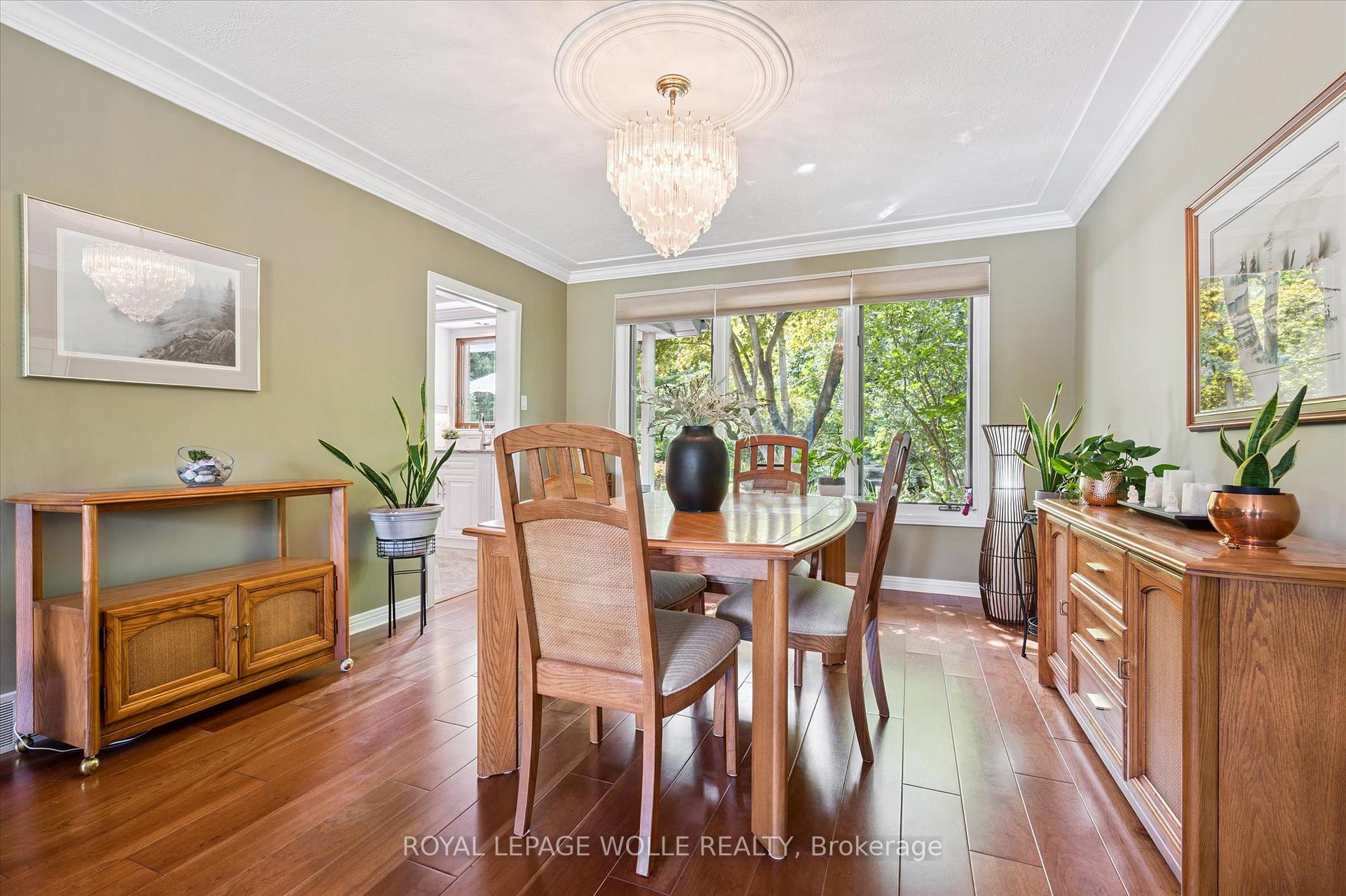 Photo 8 of 323 Amberwood Drive, Waterloo — HOMEH