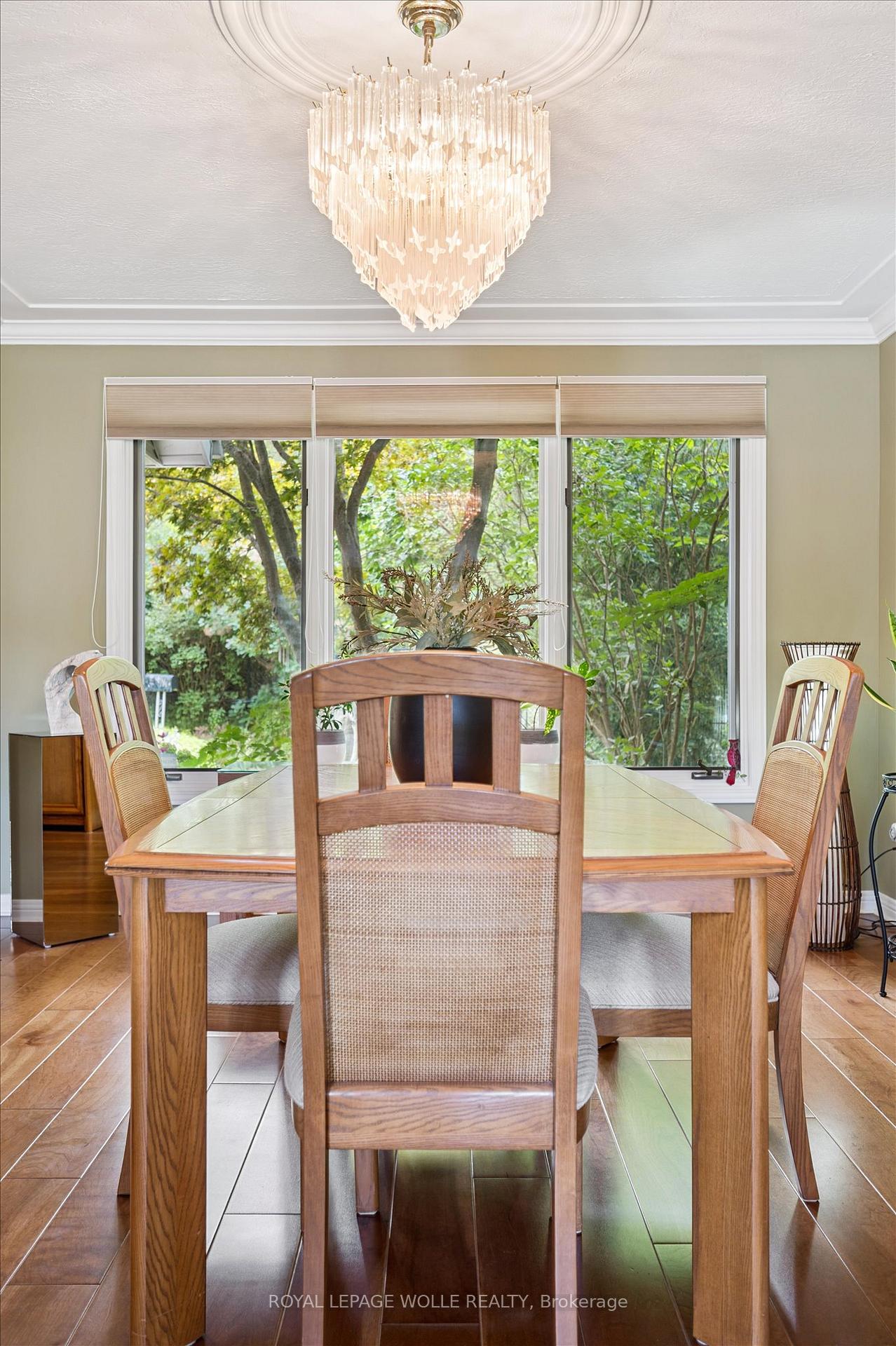 Photo 9 of 323 Amberwood Drive, Waterloo — HOMEH