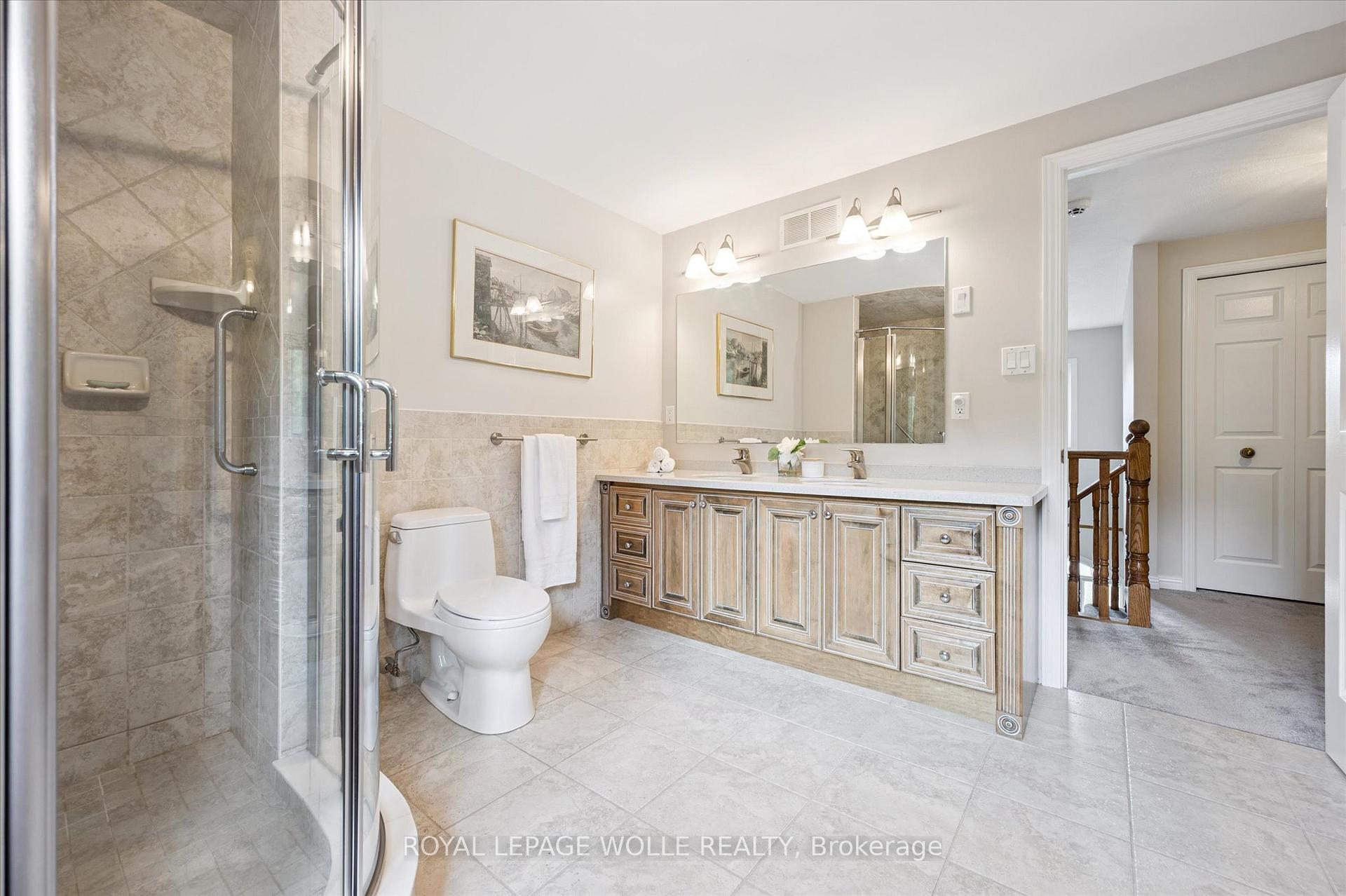 Photo 24 of 323 Amberwood Drive, Waterloo — HOMEH