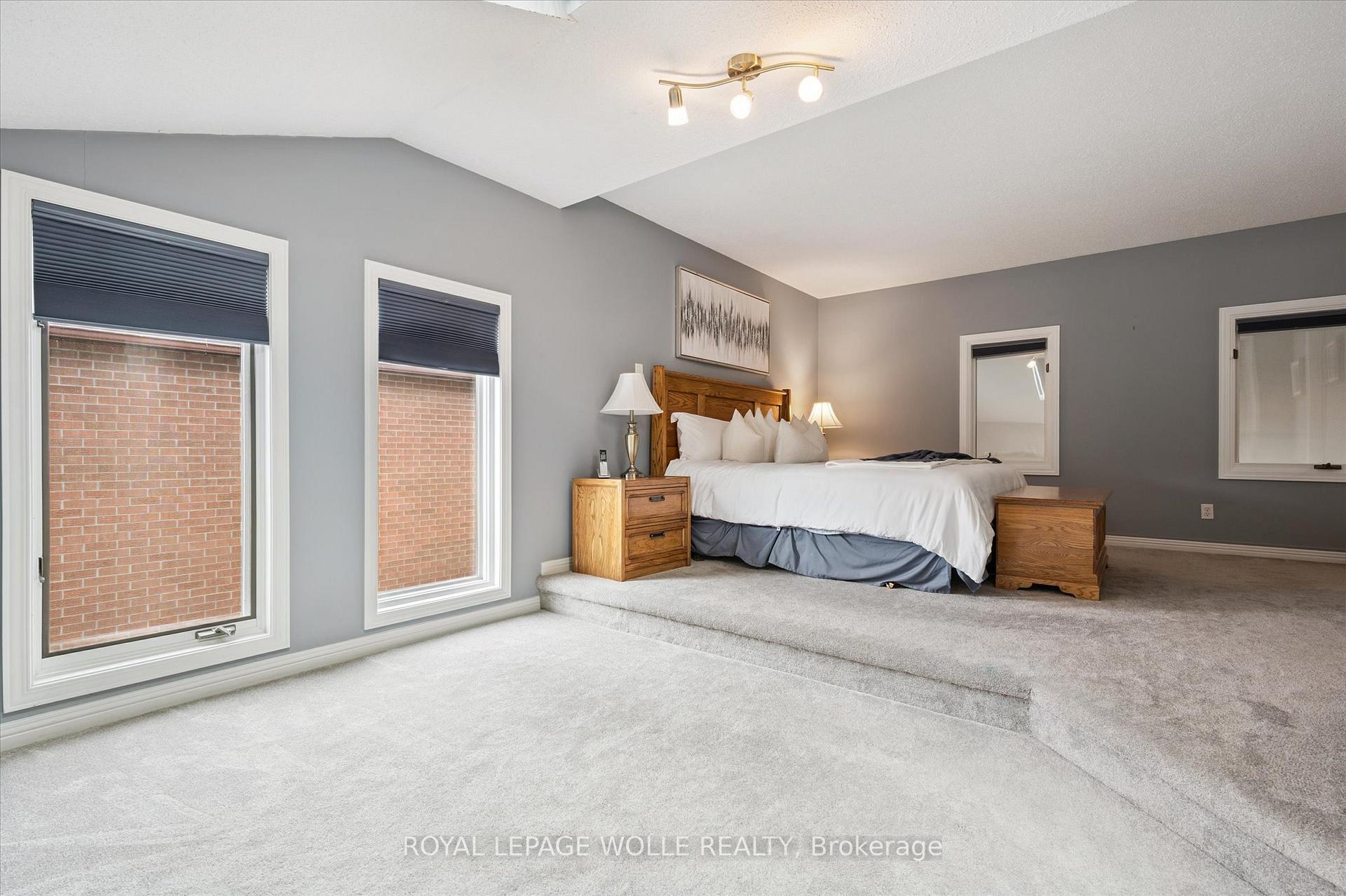 Photo 27 of 323 Amberwood Drive, Waterloo — HOMEH