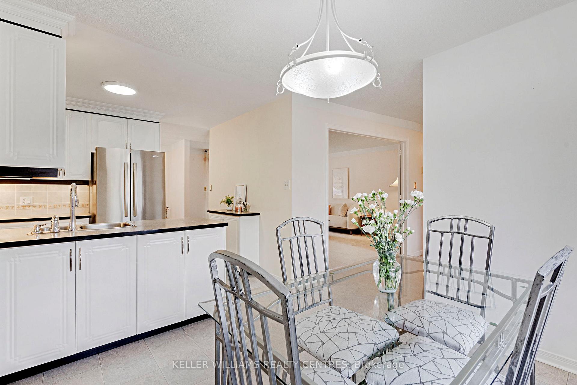 Photo 17 of 11 Birchmount Circle, Wasaga Beach — HOMEH
