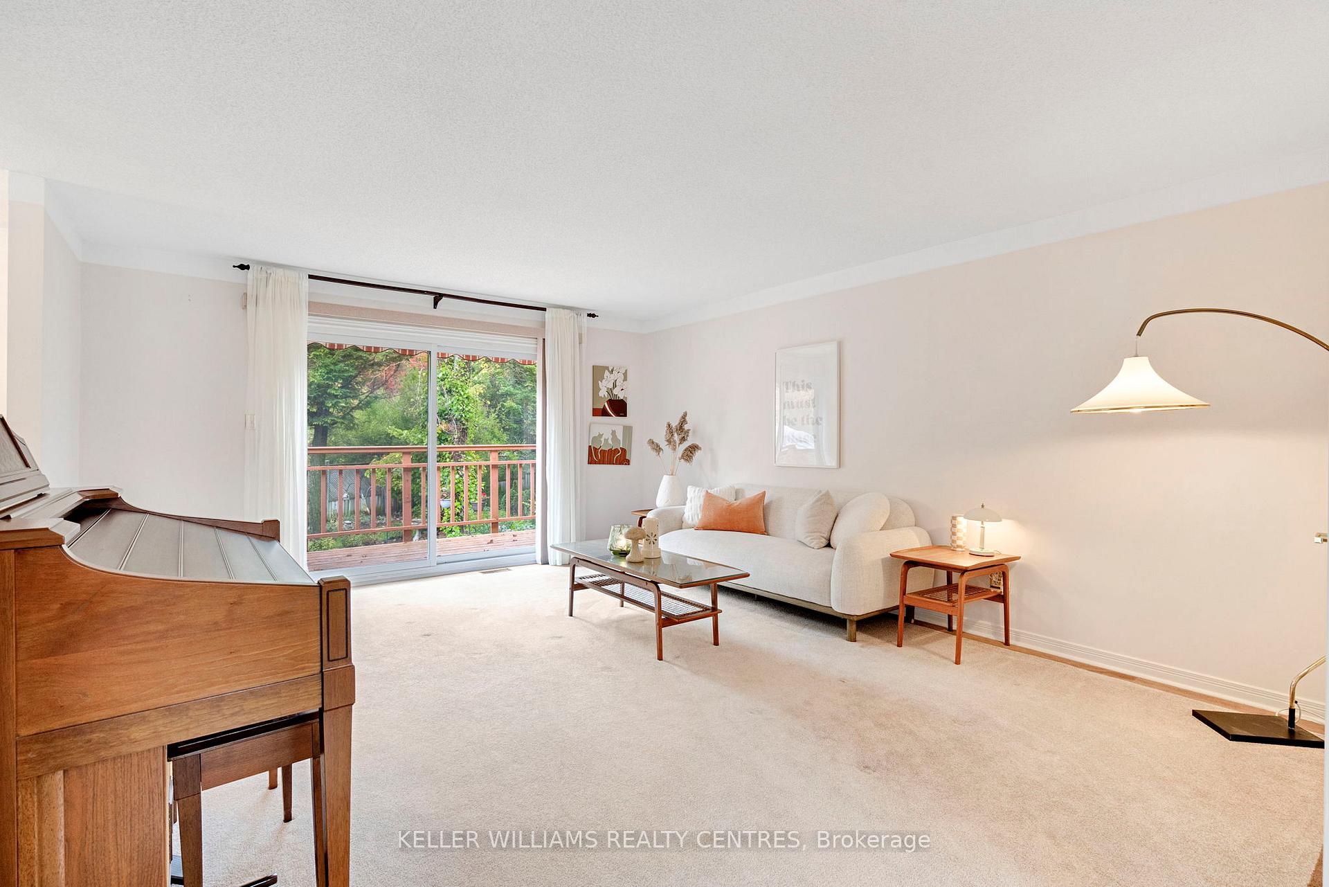 Photo 24 of 11 Birchmount Circle, Wasaga Beach — HOMEH