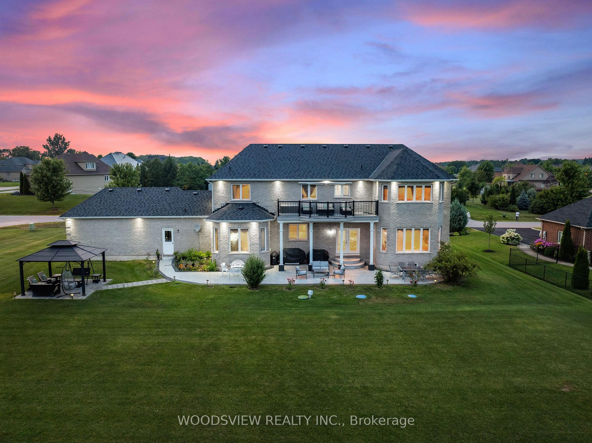 Photo 7 of 1 Ridge Road N, Uxbridge, Rural Uxbridge — HOMEH