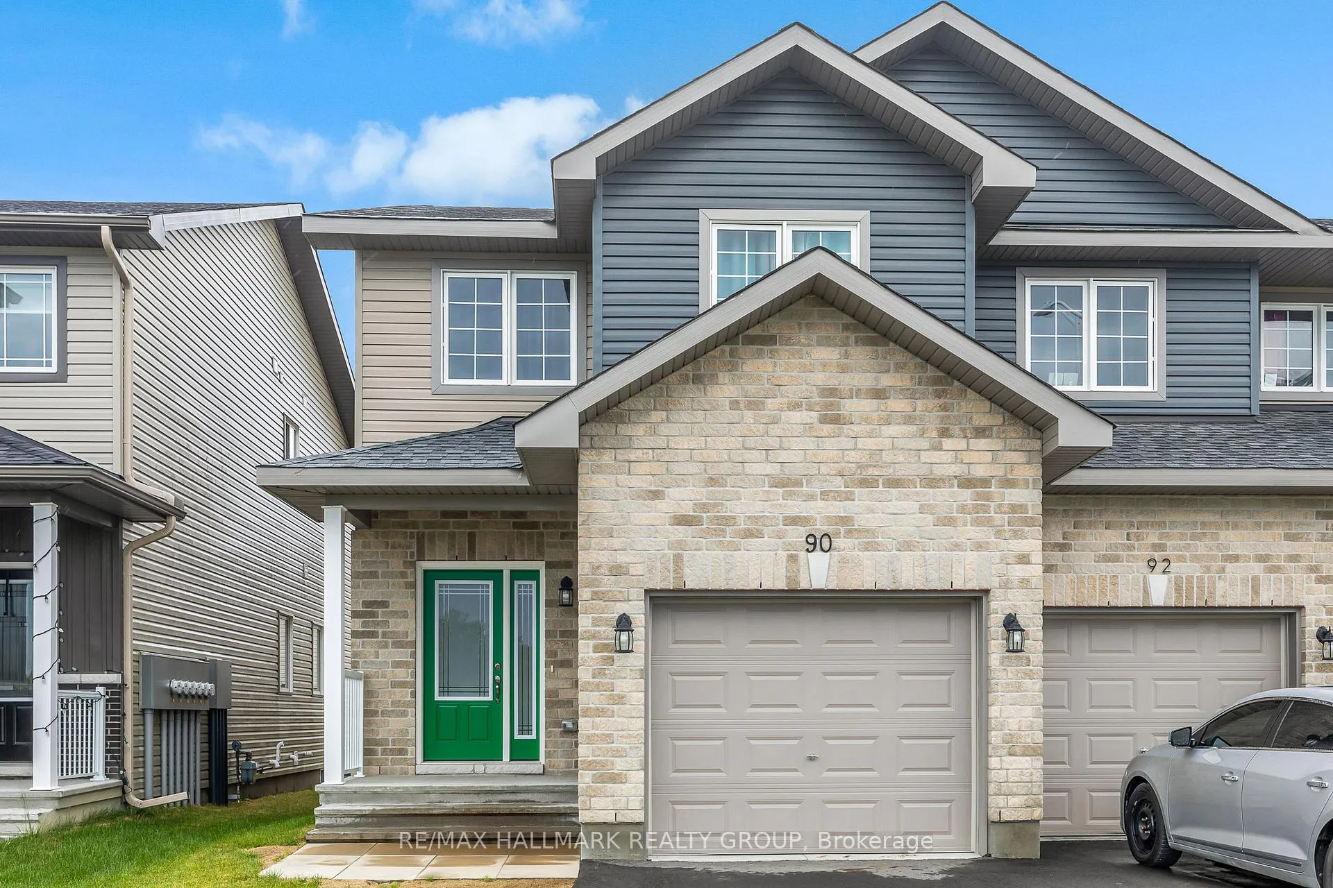 Photo 2 of 90 Vimy Ridge Crescent, Arnprior — HOMEH
