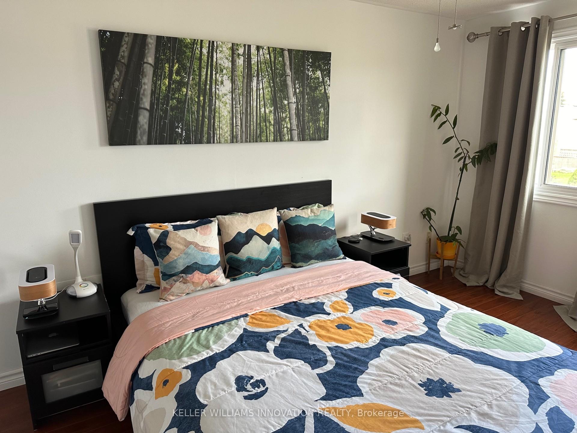 Photo 21 of Unit Unit B, 533 Rosemeadow Crescent, Waterloo — HOMEH