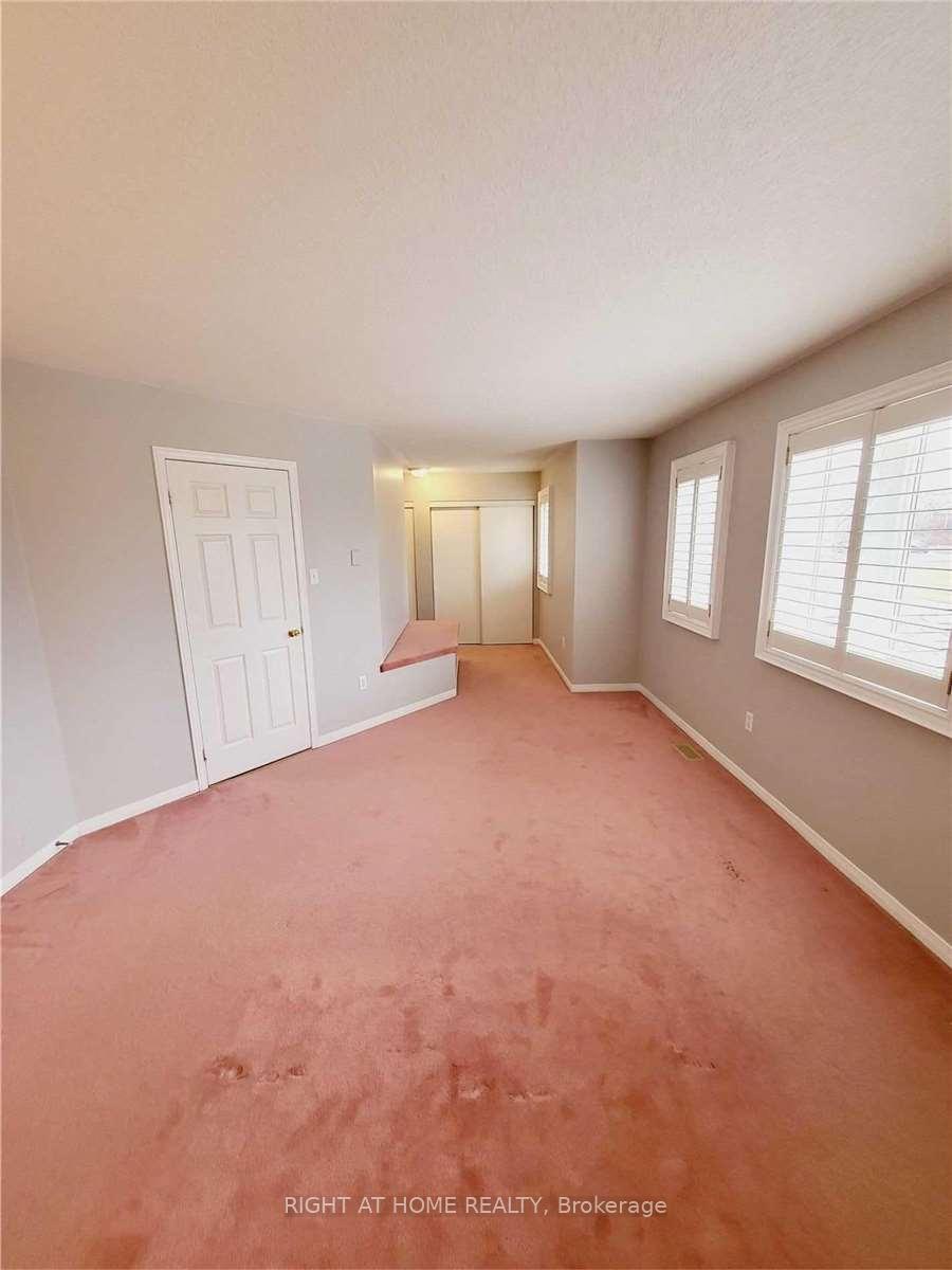 Photo 13 of Unit Upper Level, 115 Bonny Meadows Drive, Aurora, Aurora Highlands — HOMEH
