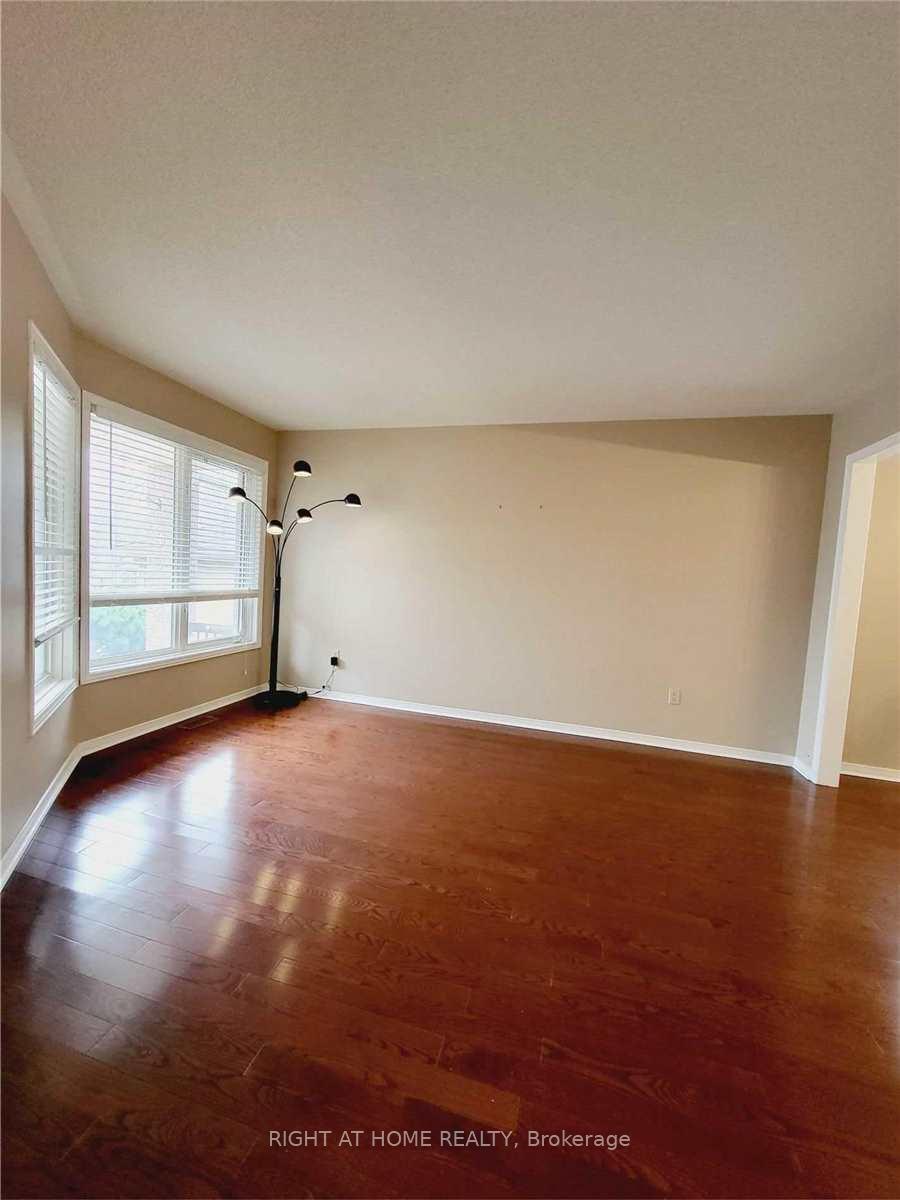 Photo 24 of Unit Upper Level, 115 Bonny Meadows Drive, Aurora, Aurora Highlands — HOMEH