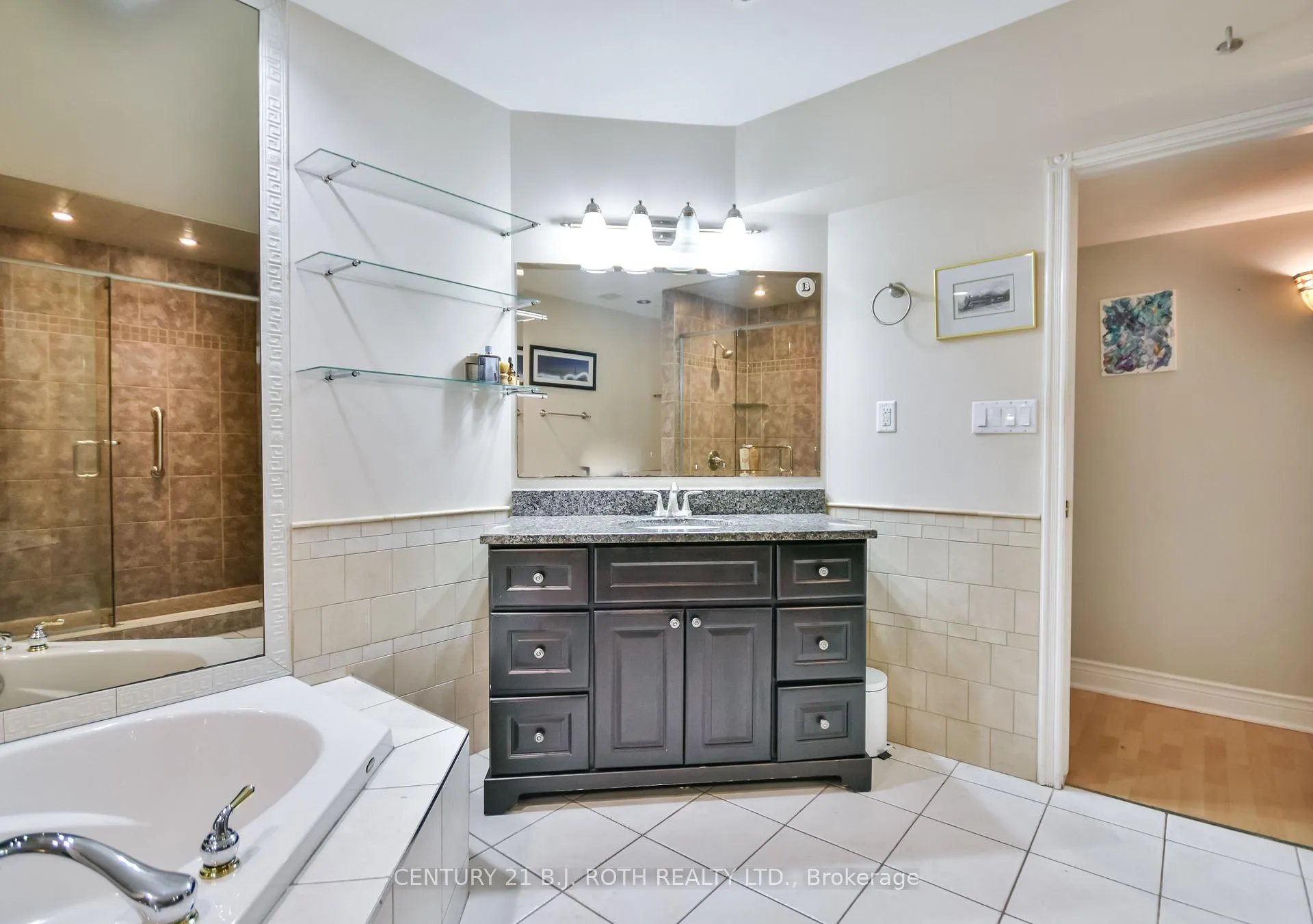 Photo 32 of 55 Bloxham Place, Barrie, Bayshore — HOMEH