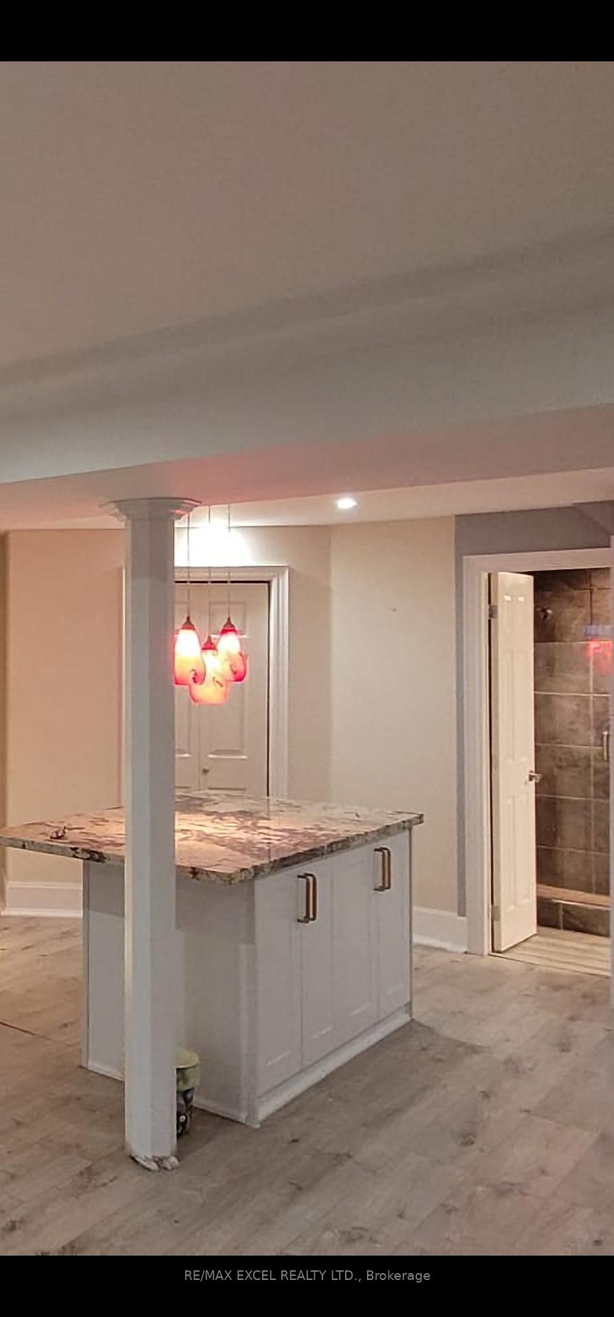 Photo 6 of 95 Lady Karen Crescent Basement, Vaughan, Patterson — HOMEH