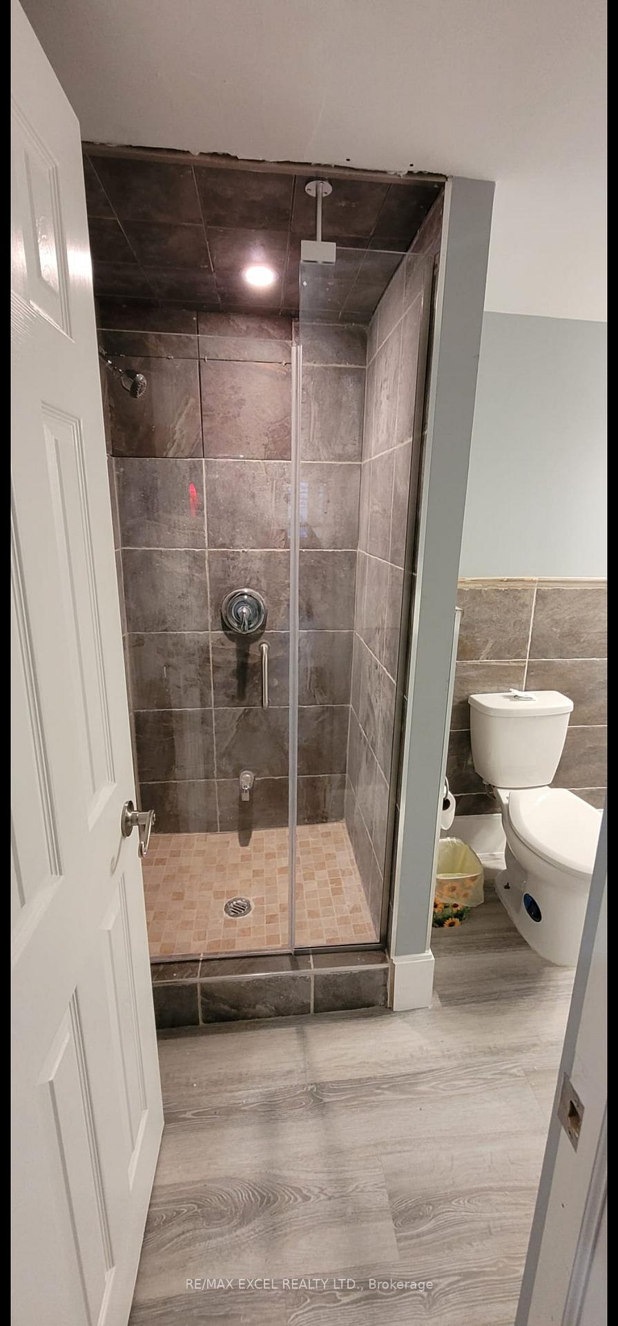 Photo 10 of 95 Lady Karen Crescent Basement, Vaughan, Patterson — HOMEH