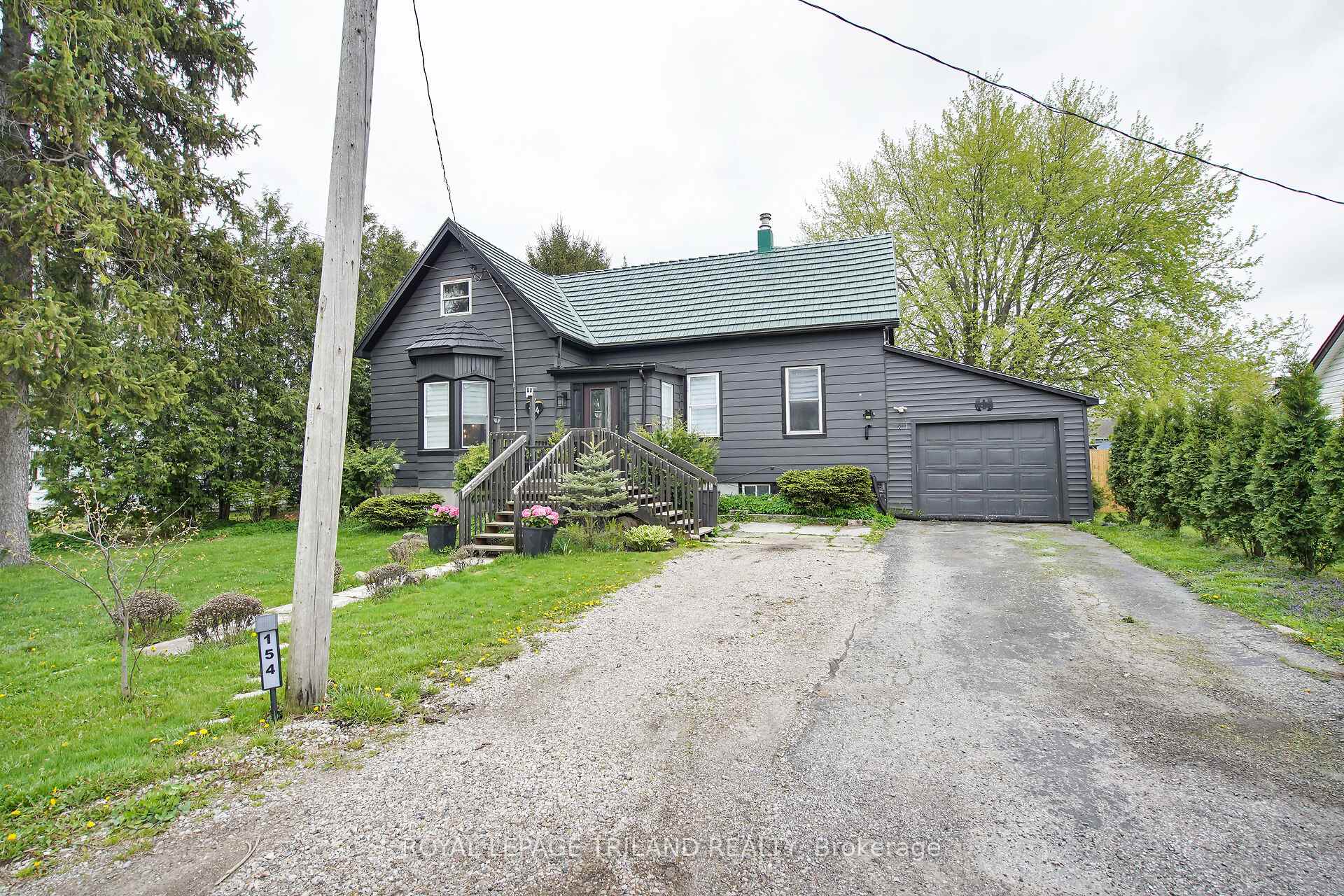 Photo 4 of 154 John Street, West Elgin, West Lorne — HOMEH