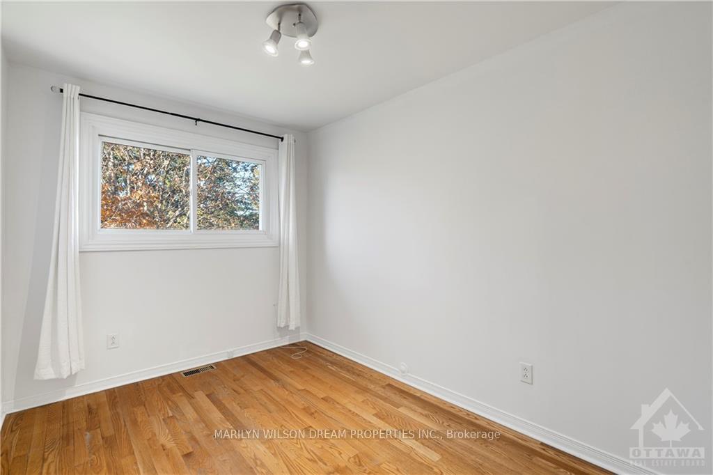 Photo 16 of 17 Domus Crescent, Ottawa, Lynwood Village — HOMEH