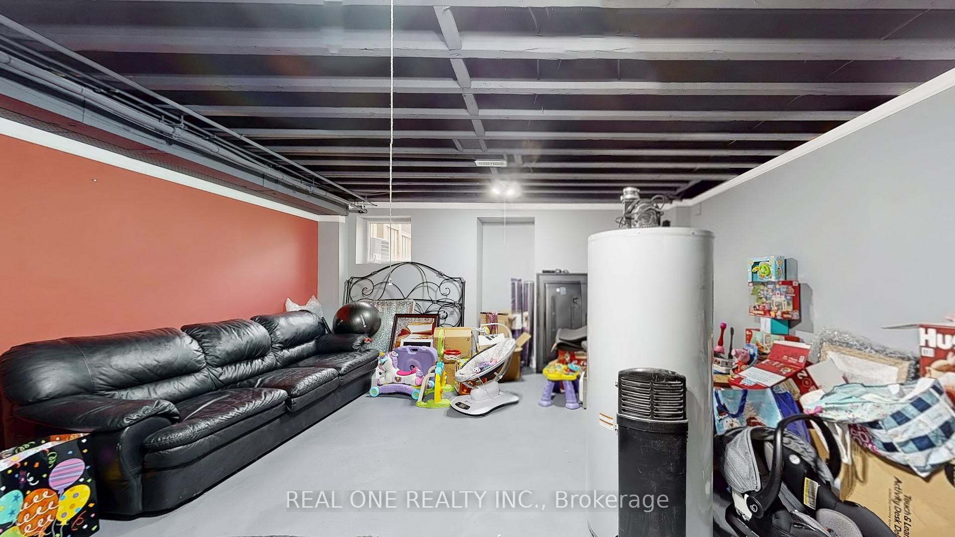 Photo 38 of 193 Cranbrook Crescent, Vaughan, Kleinburg — HOMEH