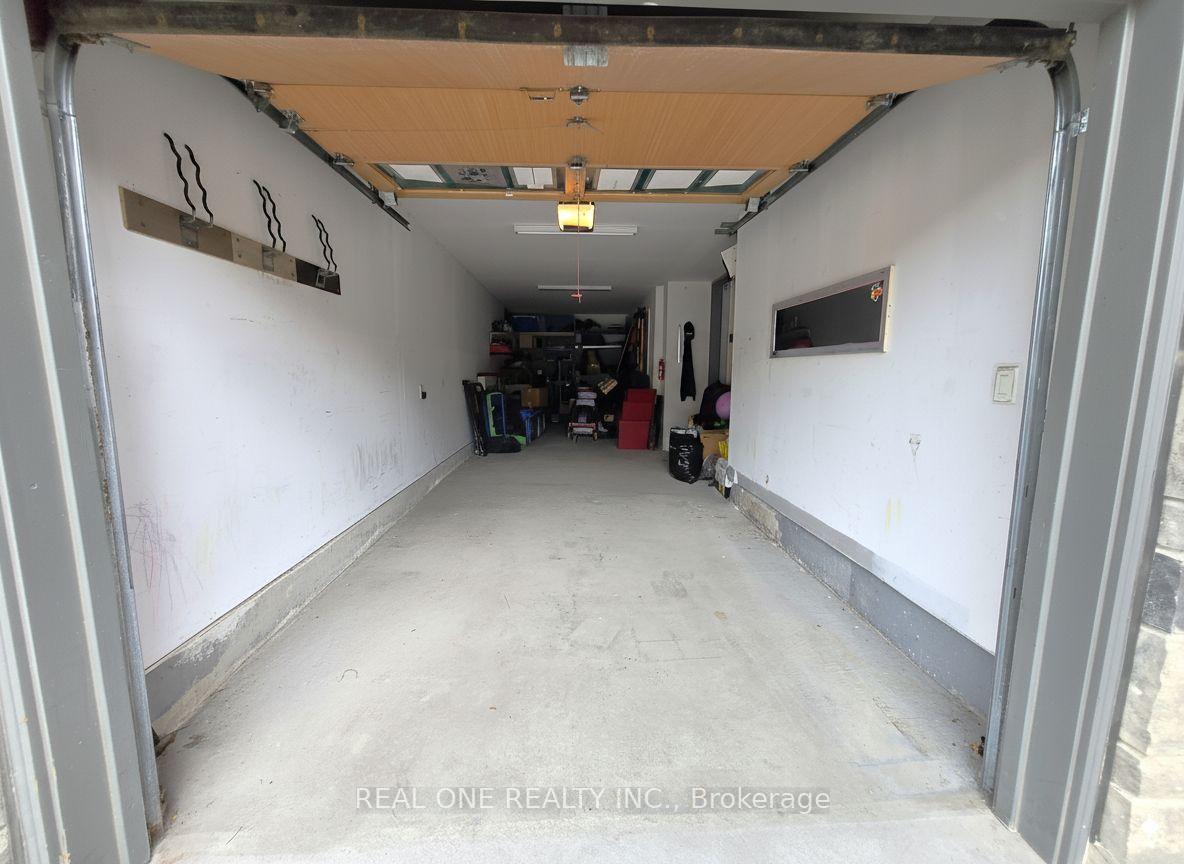 Photo 39 of 193 Cranbrook Crescent, Vaughan, Kleinburg — HOMEH