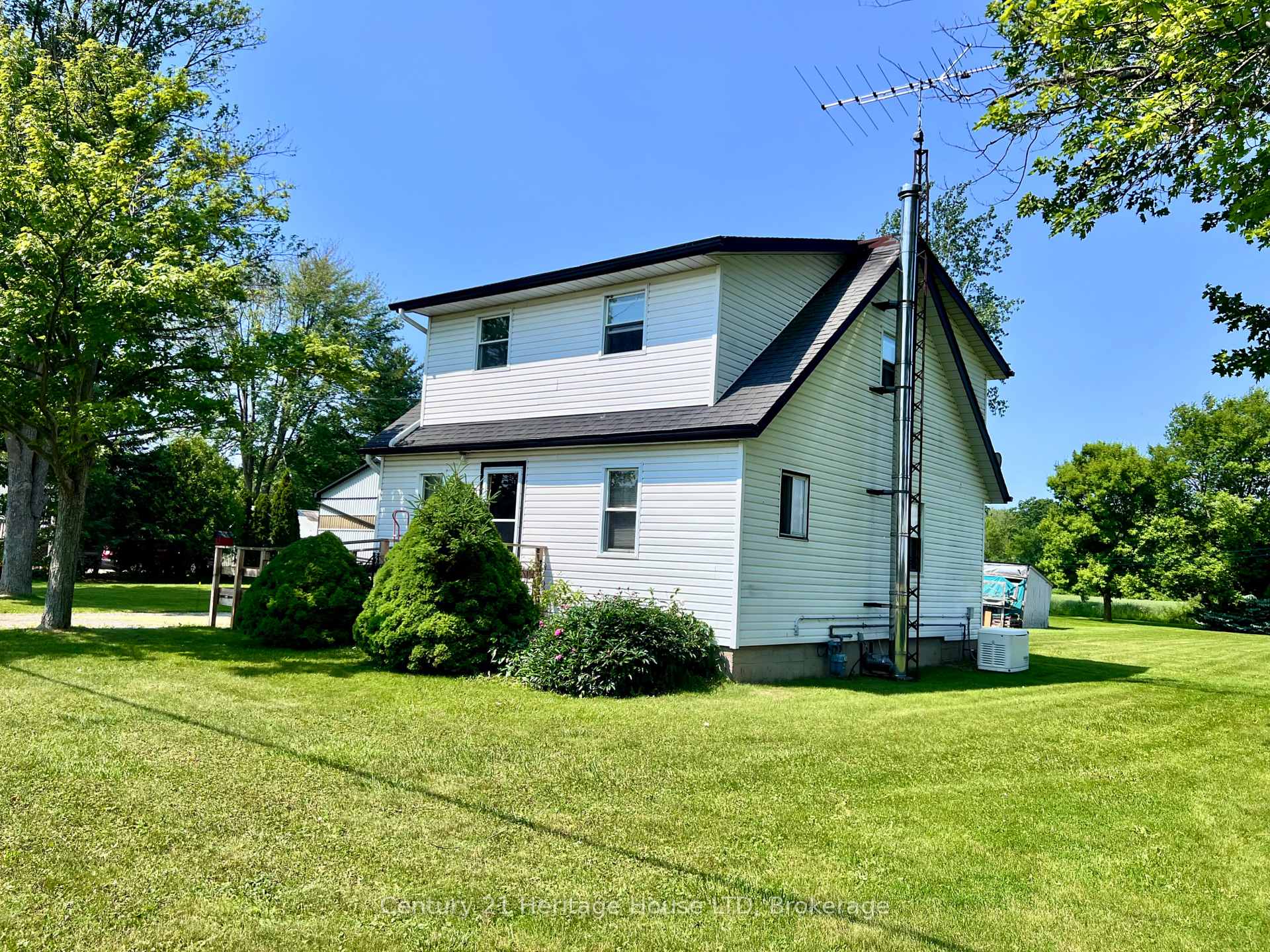 Photo 10 of 42060 highway 3, Wainfleet, Marshville/Winger — HOMEH