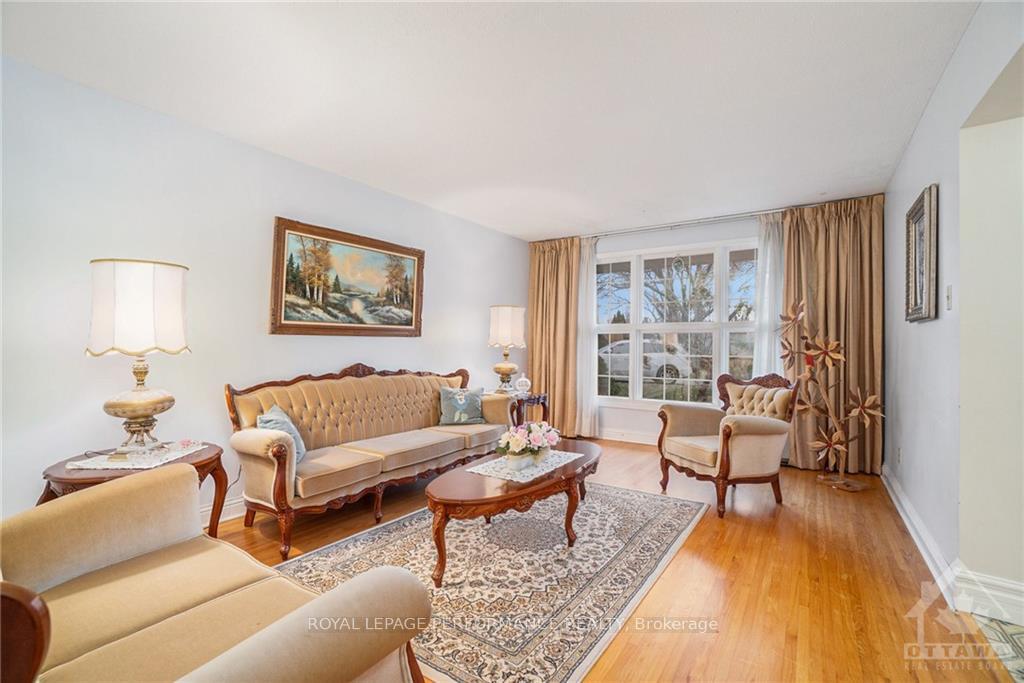 Photo 9 of 2192 Emard Crescent, Ottawa, Beacon Hill North — HOMEH