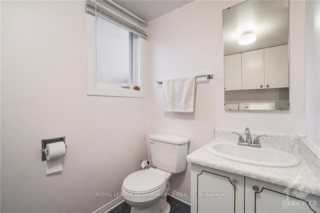 Photo 22 of 2192 Emard Crescent, Ottawa, Beacon Hill North — HOMEH