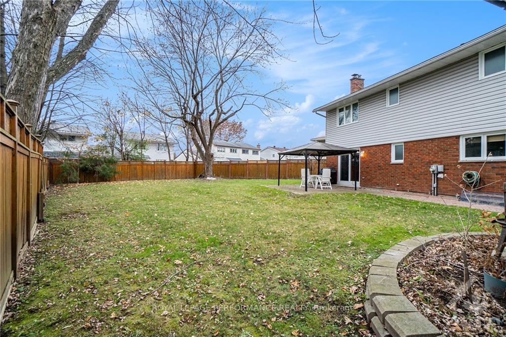 Photo 19 of 2192 Emard Crescent, Ottawa, Beacon Hill North — HOMEH