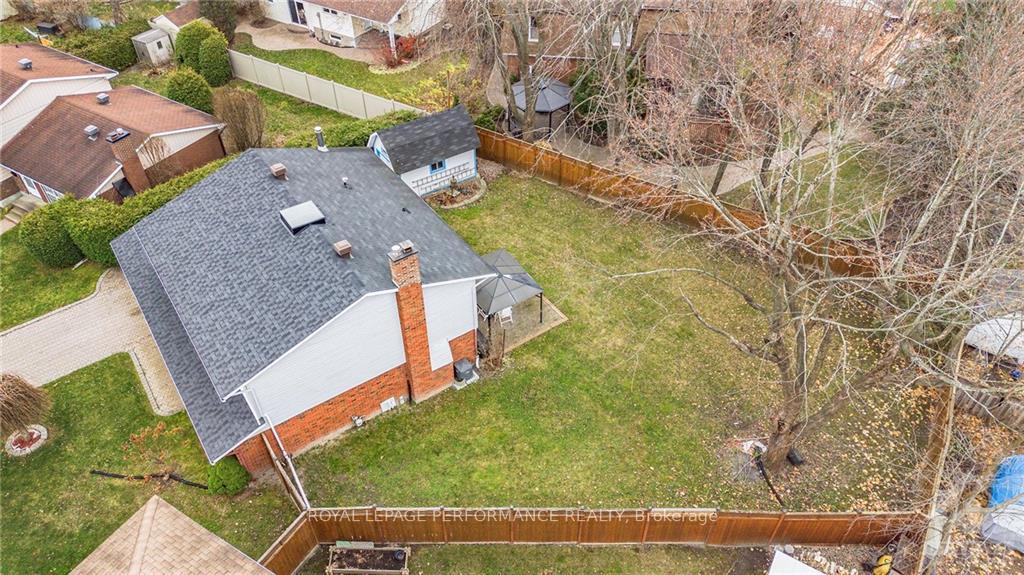 Photo 25 of 2192 Emard Crescent, Ottawa, Beacon Hill North — HOMEH