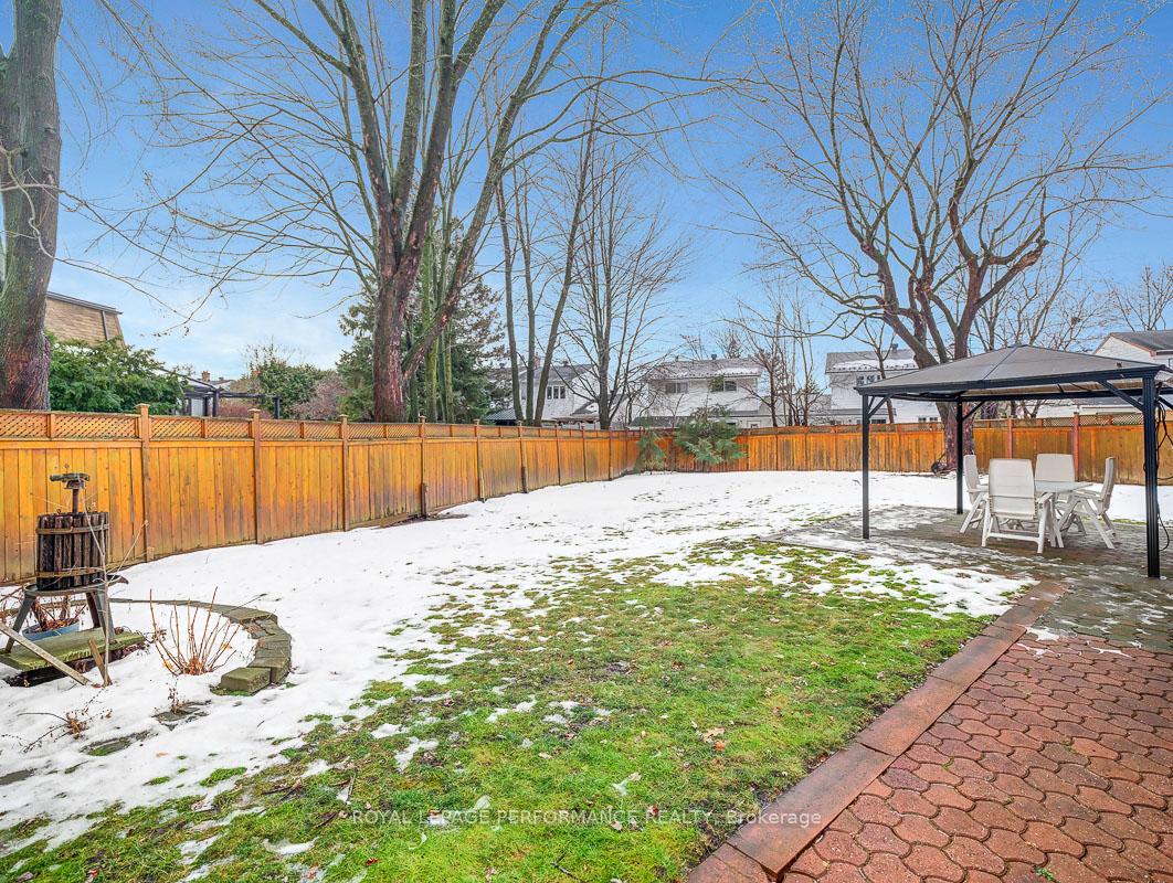 Photo 32 of 2192 Emard Crescent, Ottawa, Beacon Hill North — HOMEH