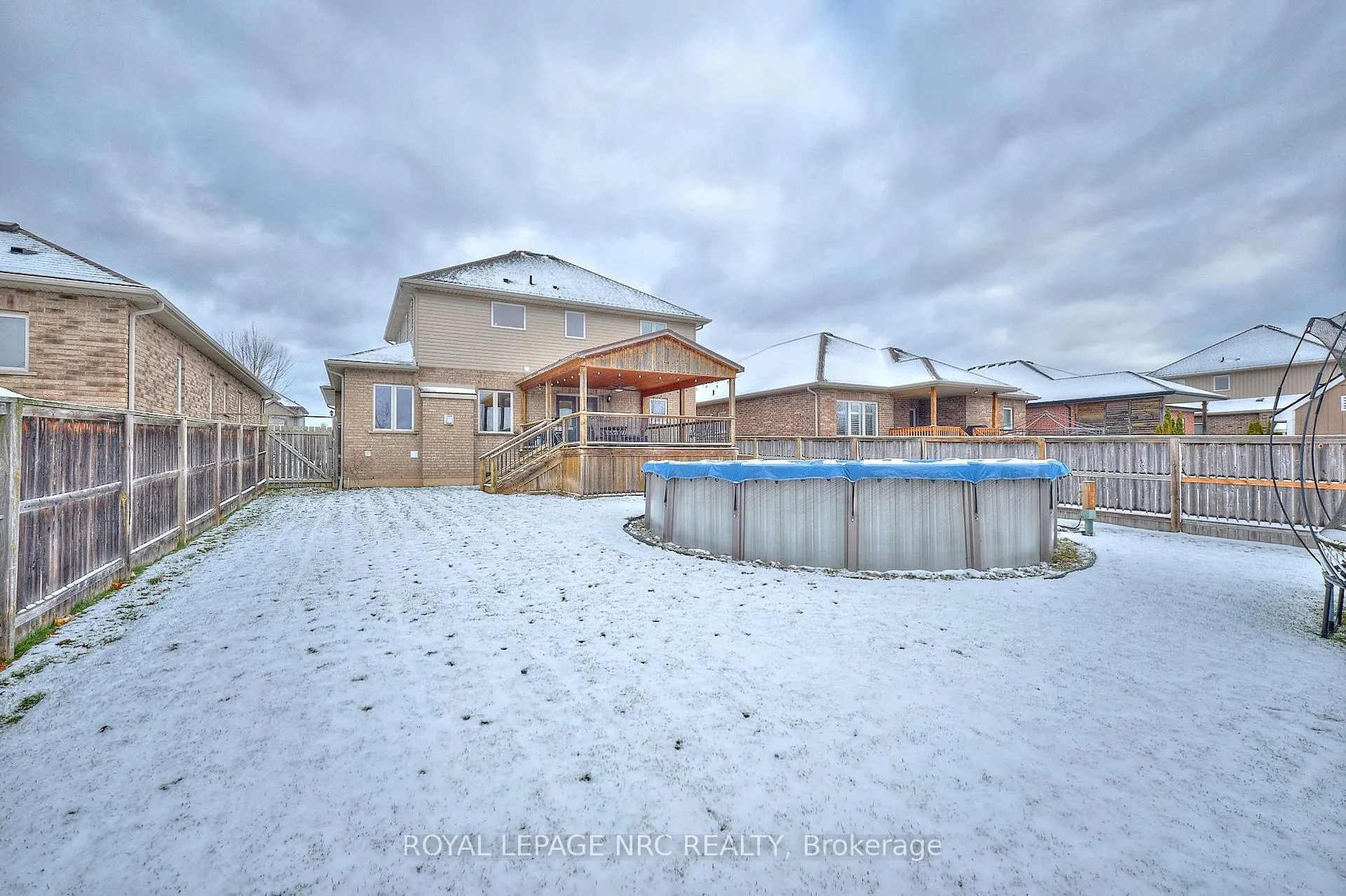 Photo 4 of 117 Creekside Drive, Welland, Coyle Creek — HOMEH