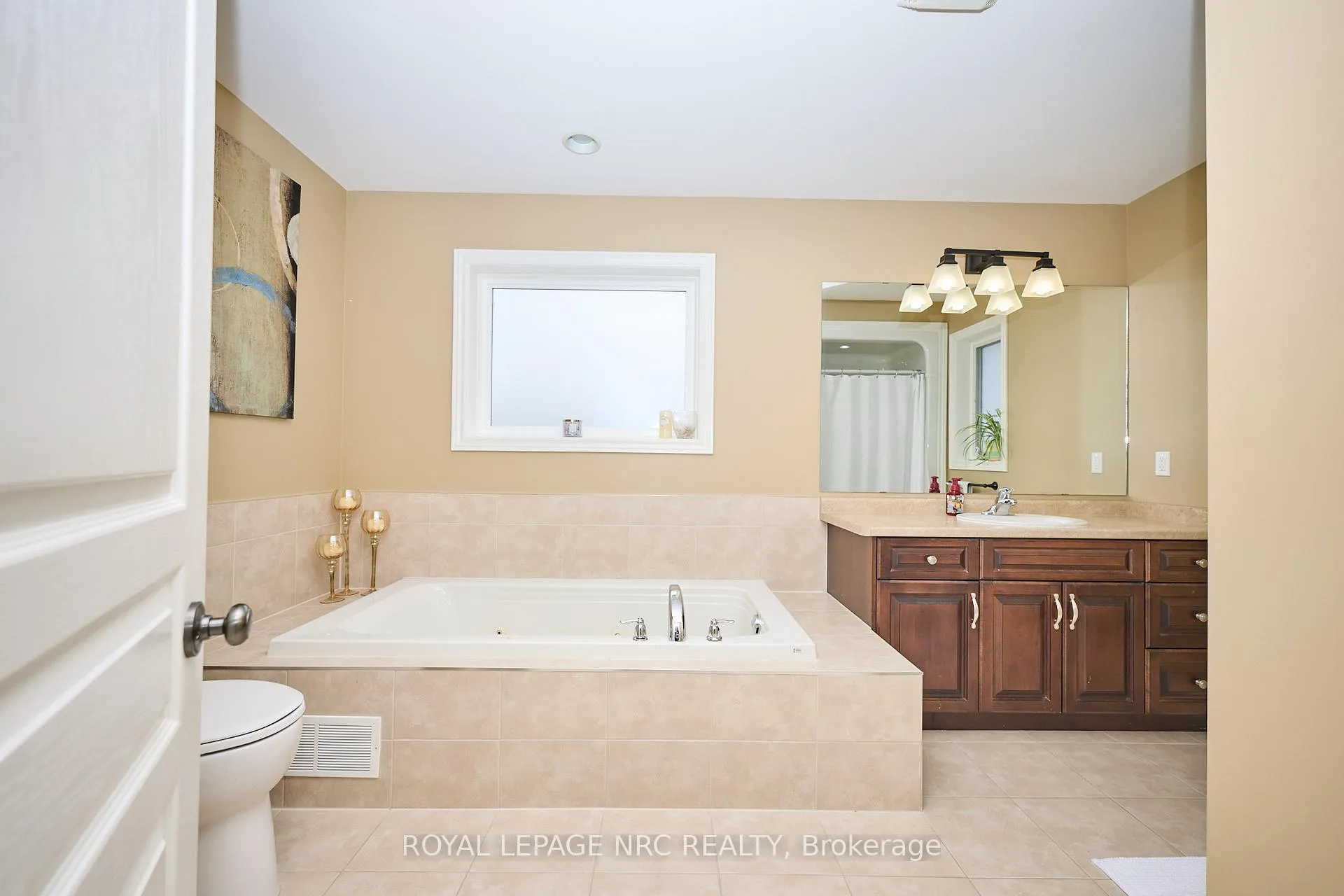 Photo 27 of 117 Creekside Drive, Welland, Coyle Creek — HOMEH