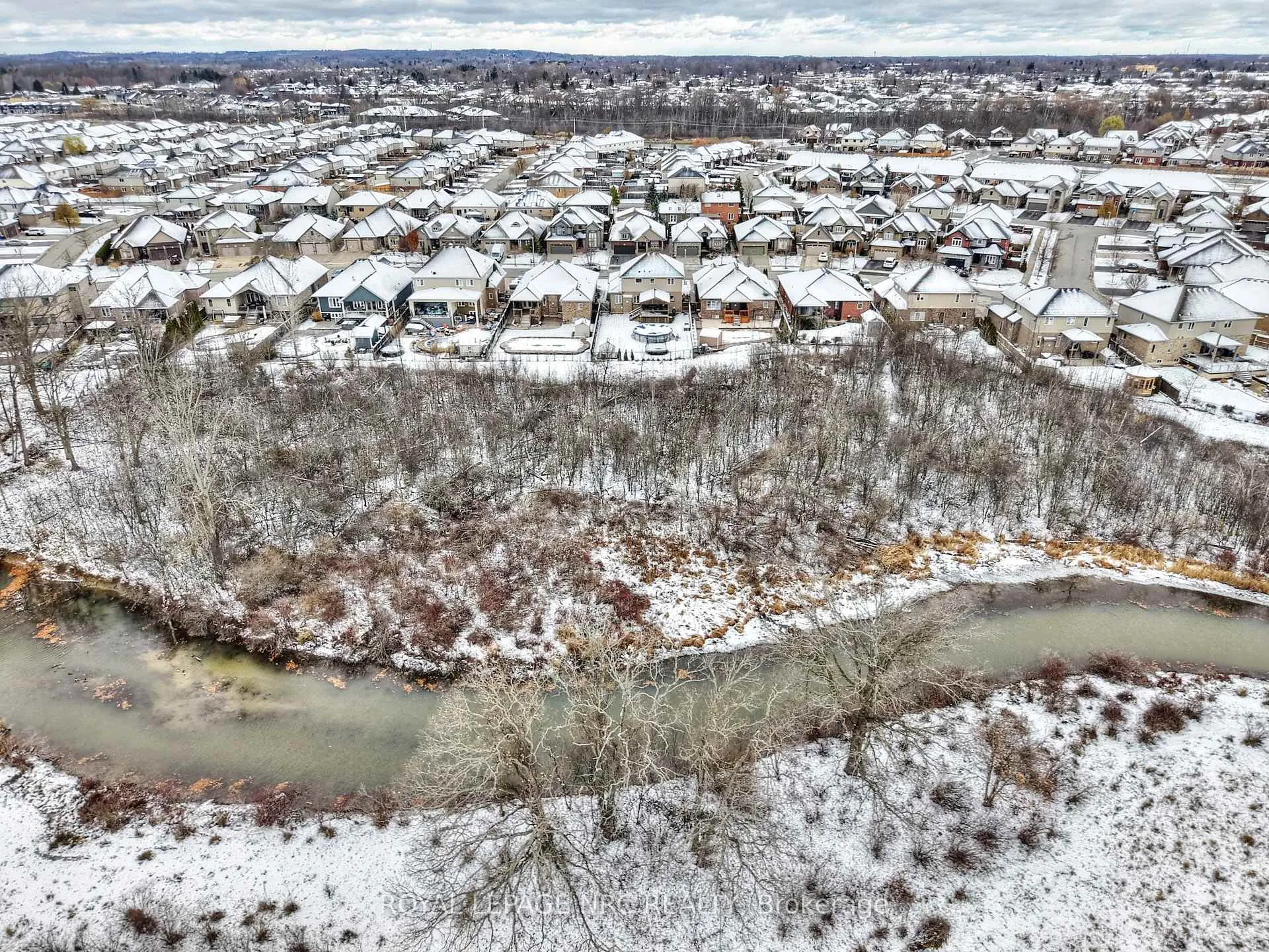 Photo 48 of 117 Creekside Drive, Welland, Coyle Creek — HOMEH