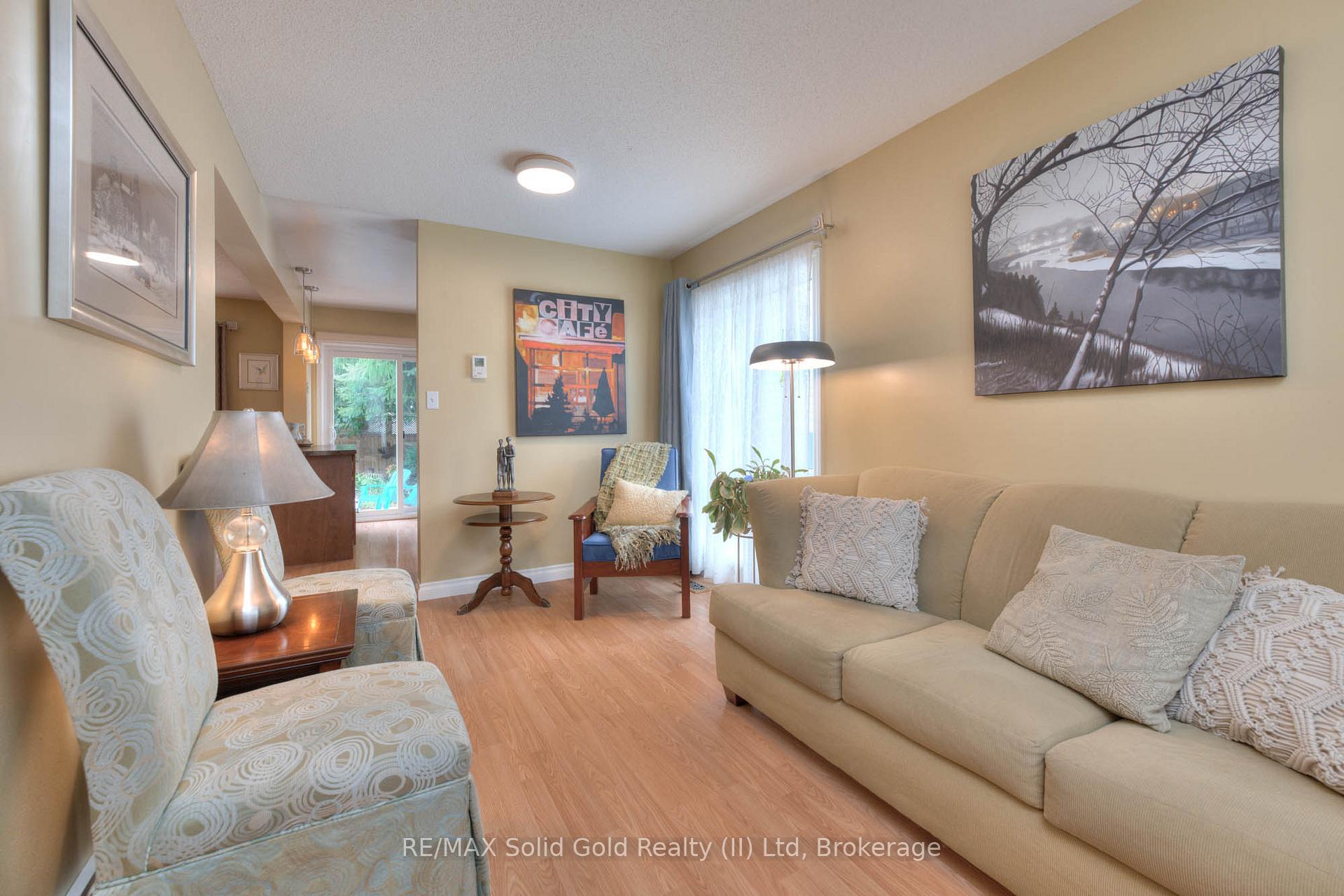 Photo 12 of 182 Auburn Drive, Waterloo — HOMEH