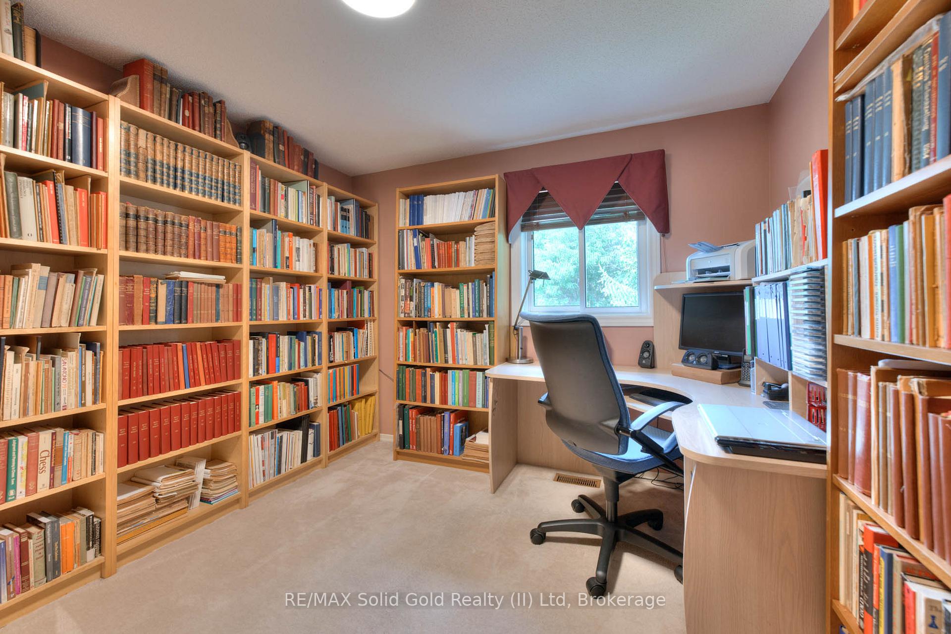 Photo 25 of 182 Auburn Drive, Waterloo — HOMEH