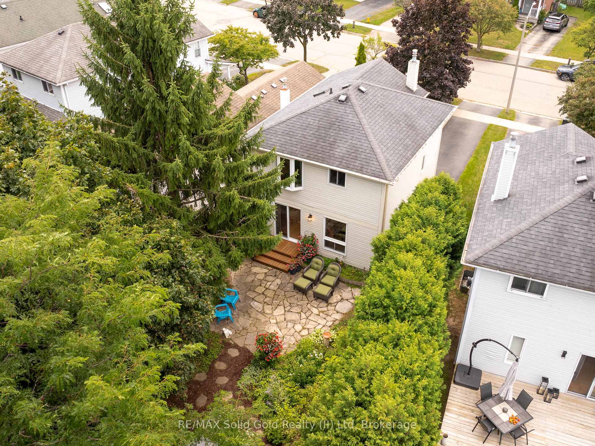 Photo 44 of 182 Auburn Drive, Waterloo — HOMEH